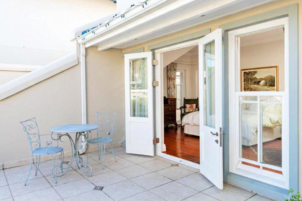Isola Bella Guest House