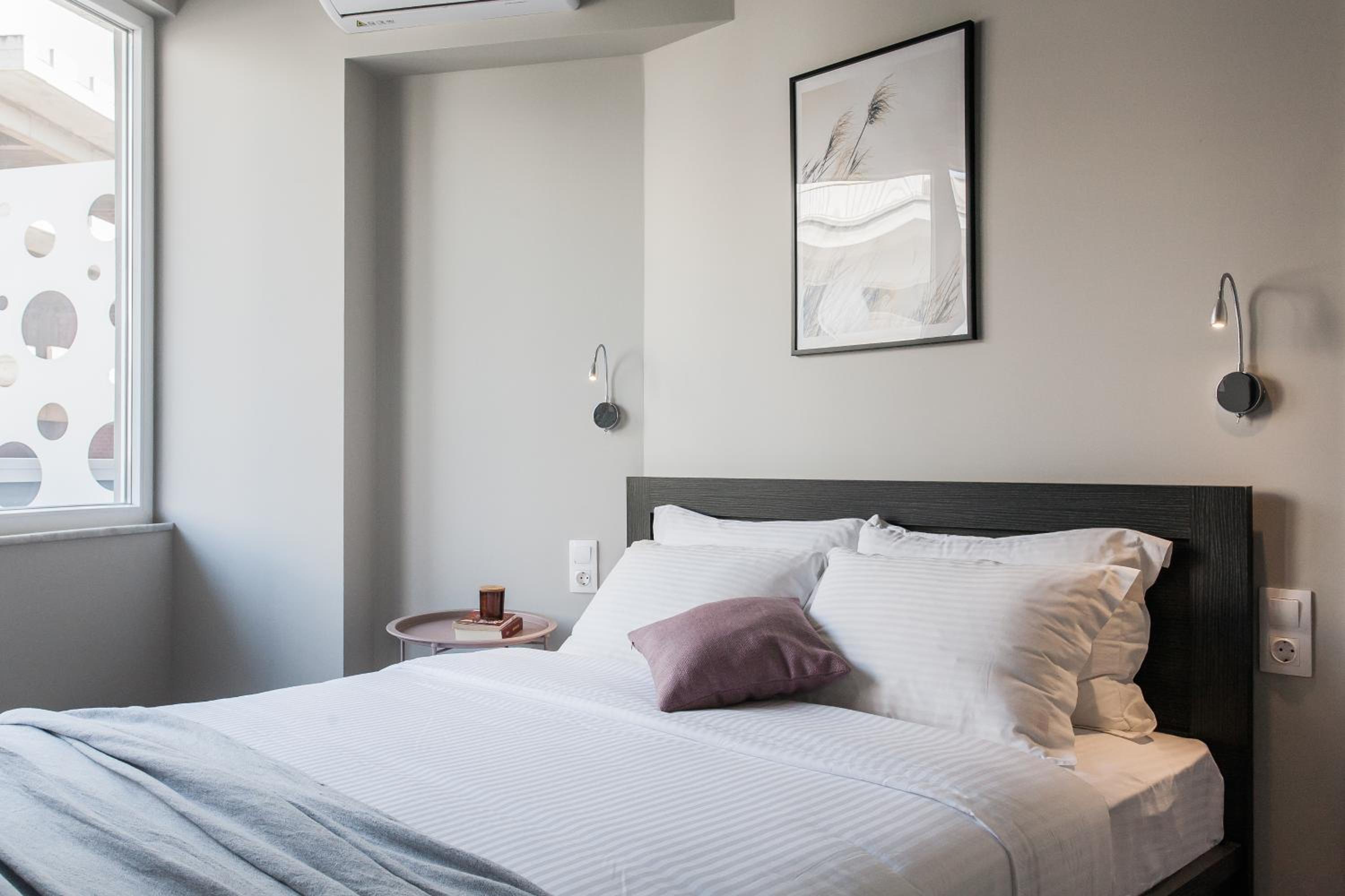 WYZ Athens Apartments by UPSTREET