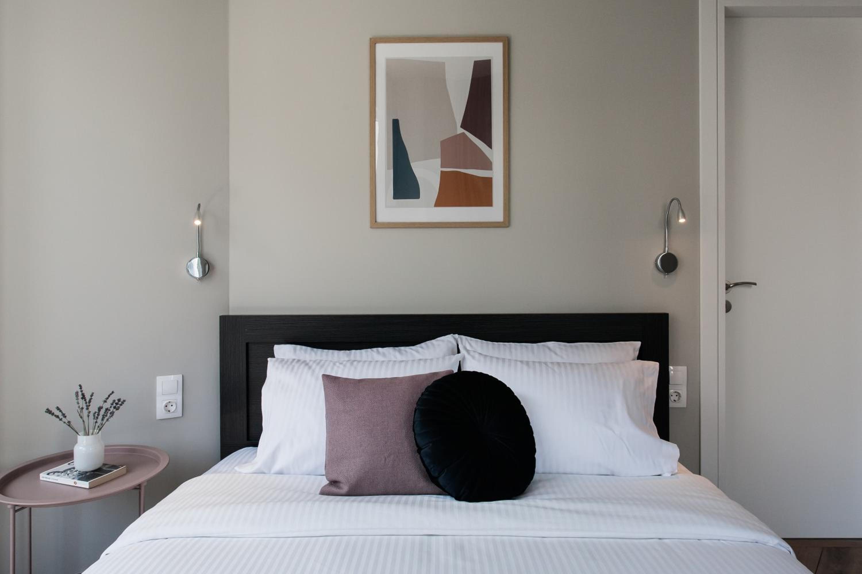 WYZ Athens Apartments by UPSTREET