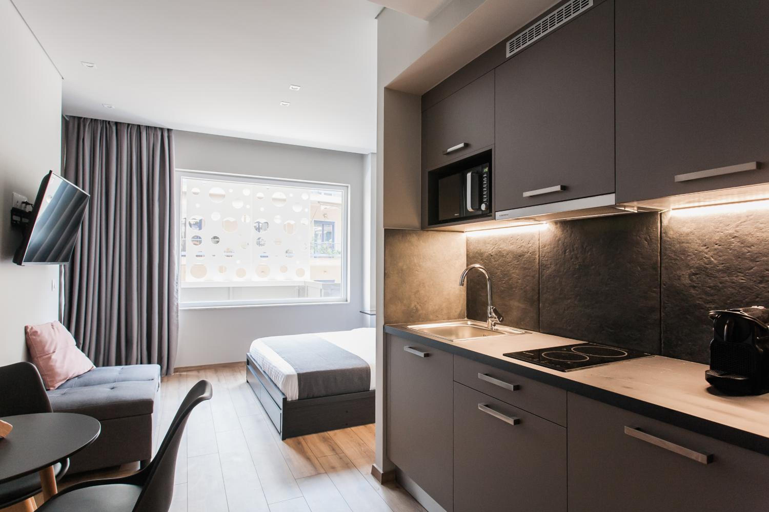 WYZ Athens Apartments by UPSTREET