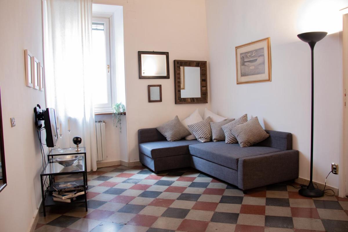 The Best Rent - Piazza di Firenze Apartment photo 5