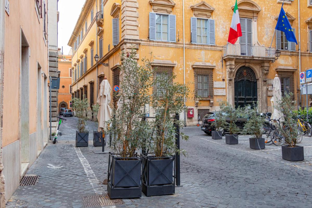 The Best Rent - Piazza di Firenze Apartment photo 3