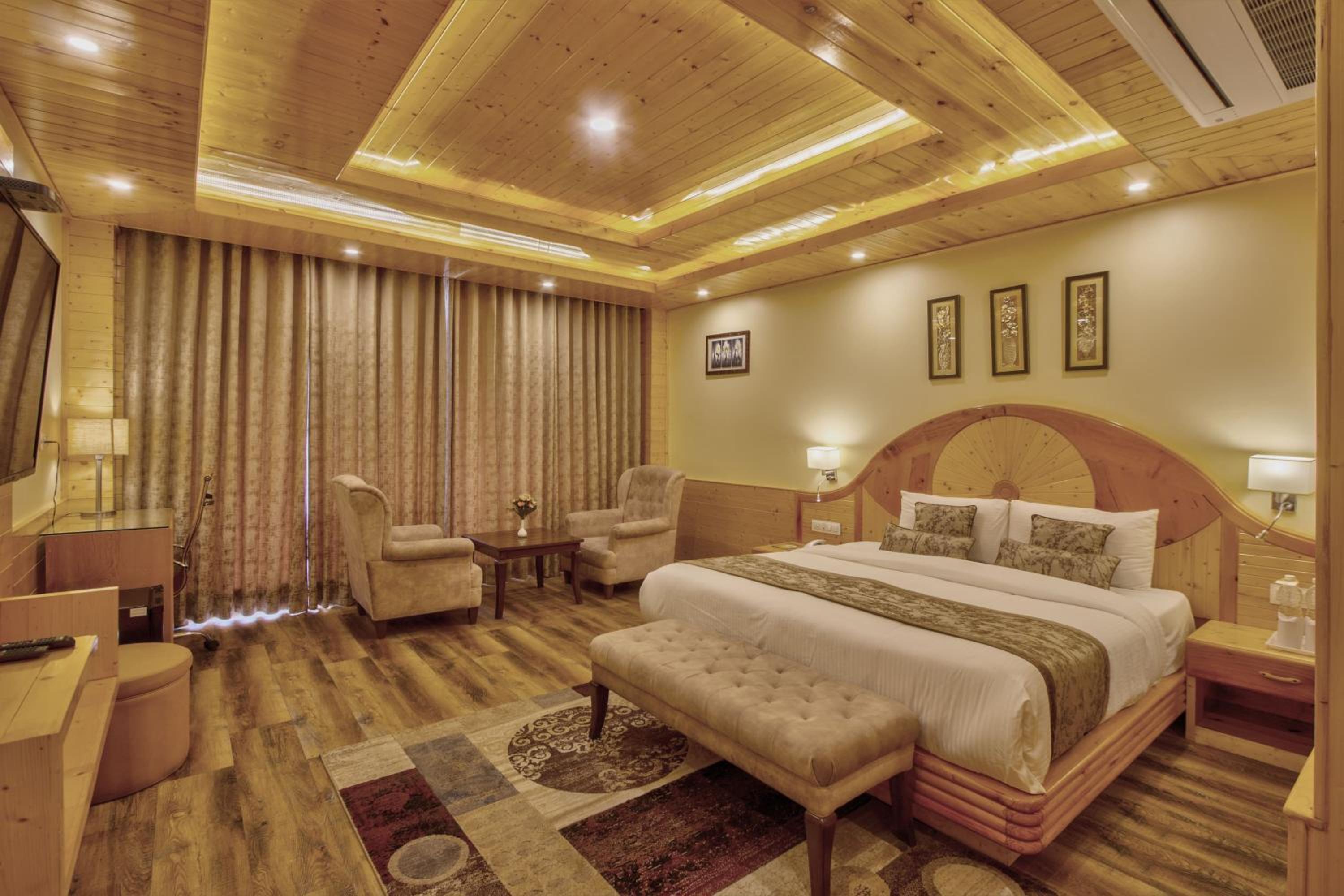 The Holiday Villa Resorts & Spa