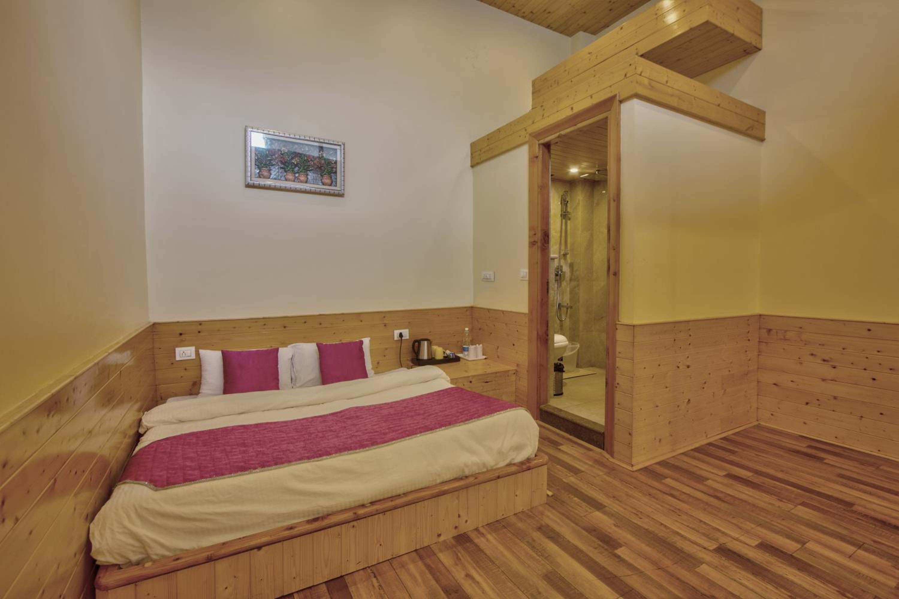 The Holiday Villa Resorts & Spa