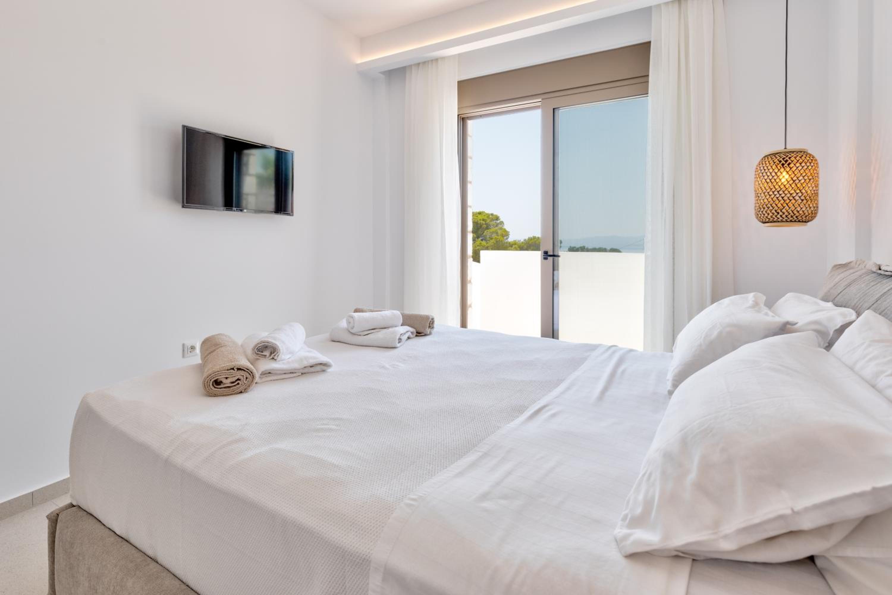 Villa AmberBlue Pefkos view 5
