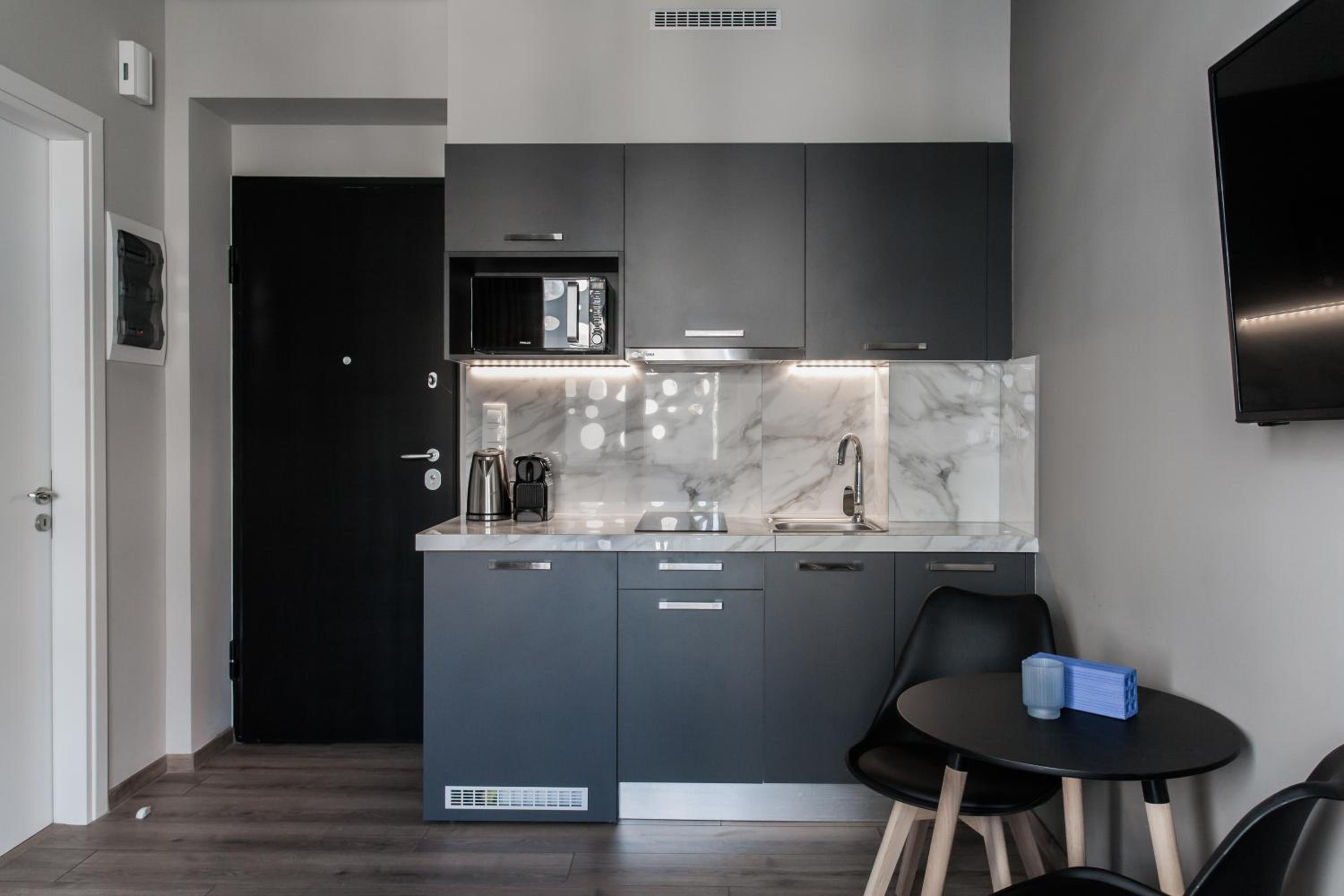 WYZ Athens Apartments by UPSTREET
