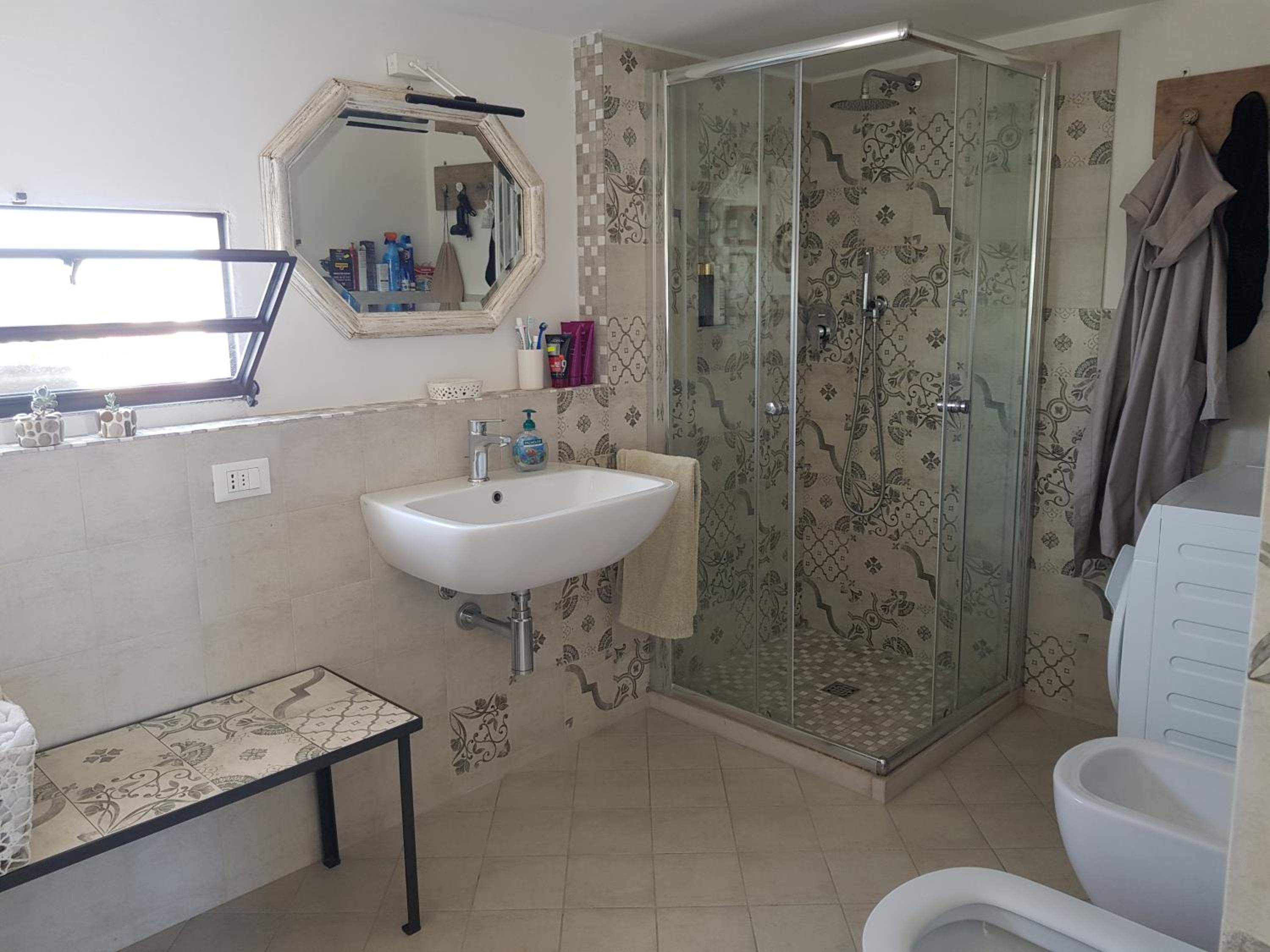 B&B RoofTop51 en Rimini — bathroom