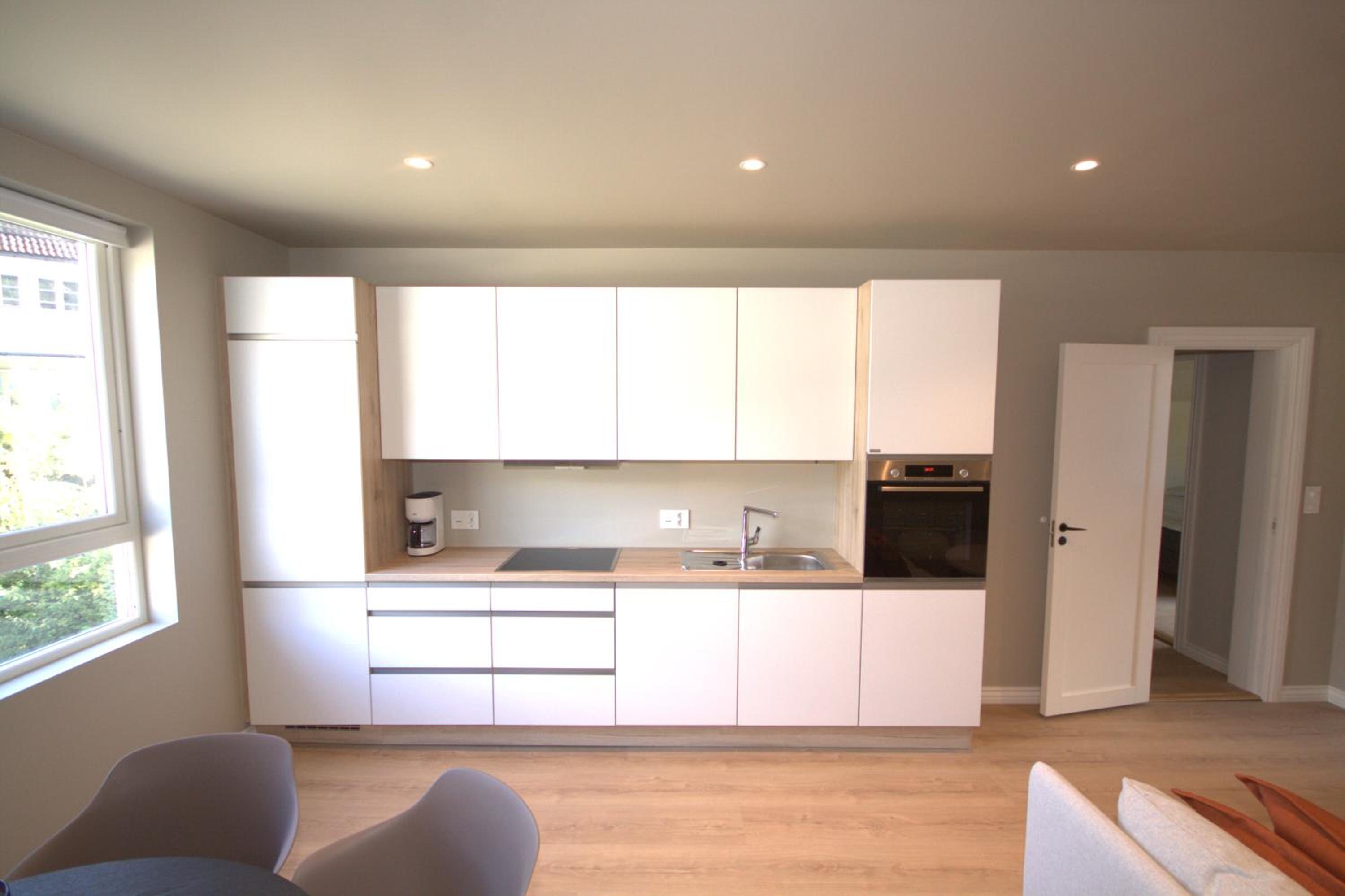 Odda Apartments - 2BR & 3BR - Parking - T32