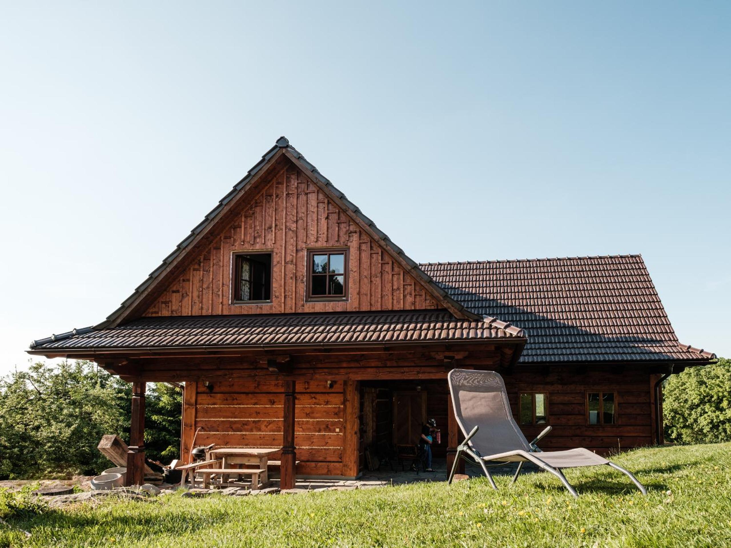 Statek Humenec - Klid u lesů, Česko
