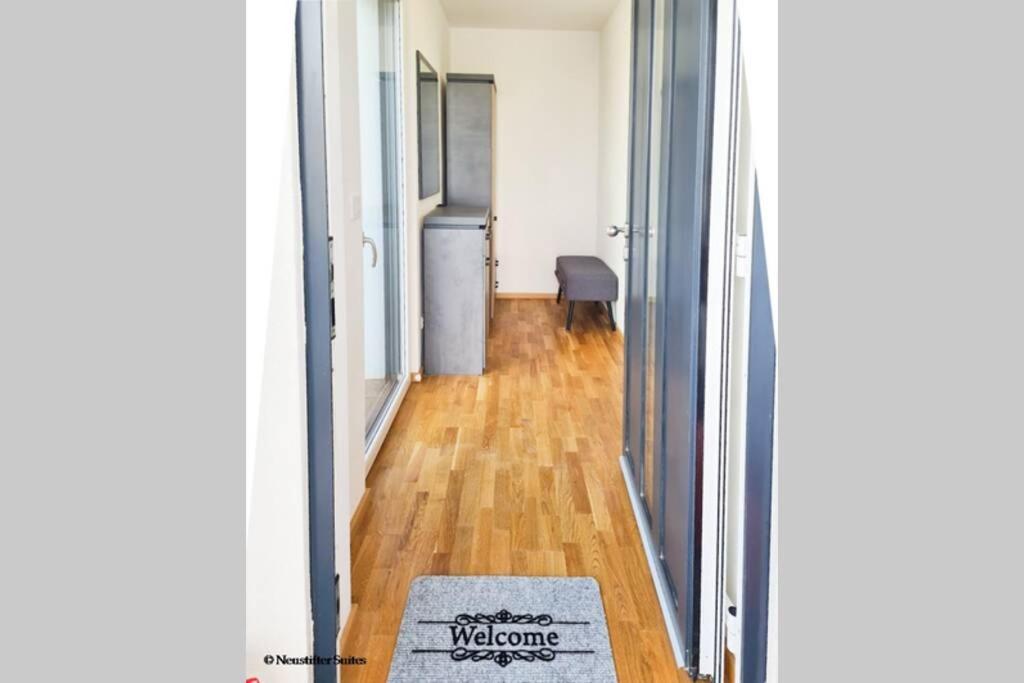 Friendship Suite