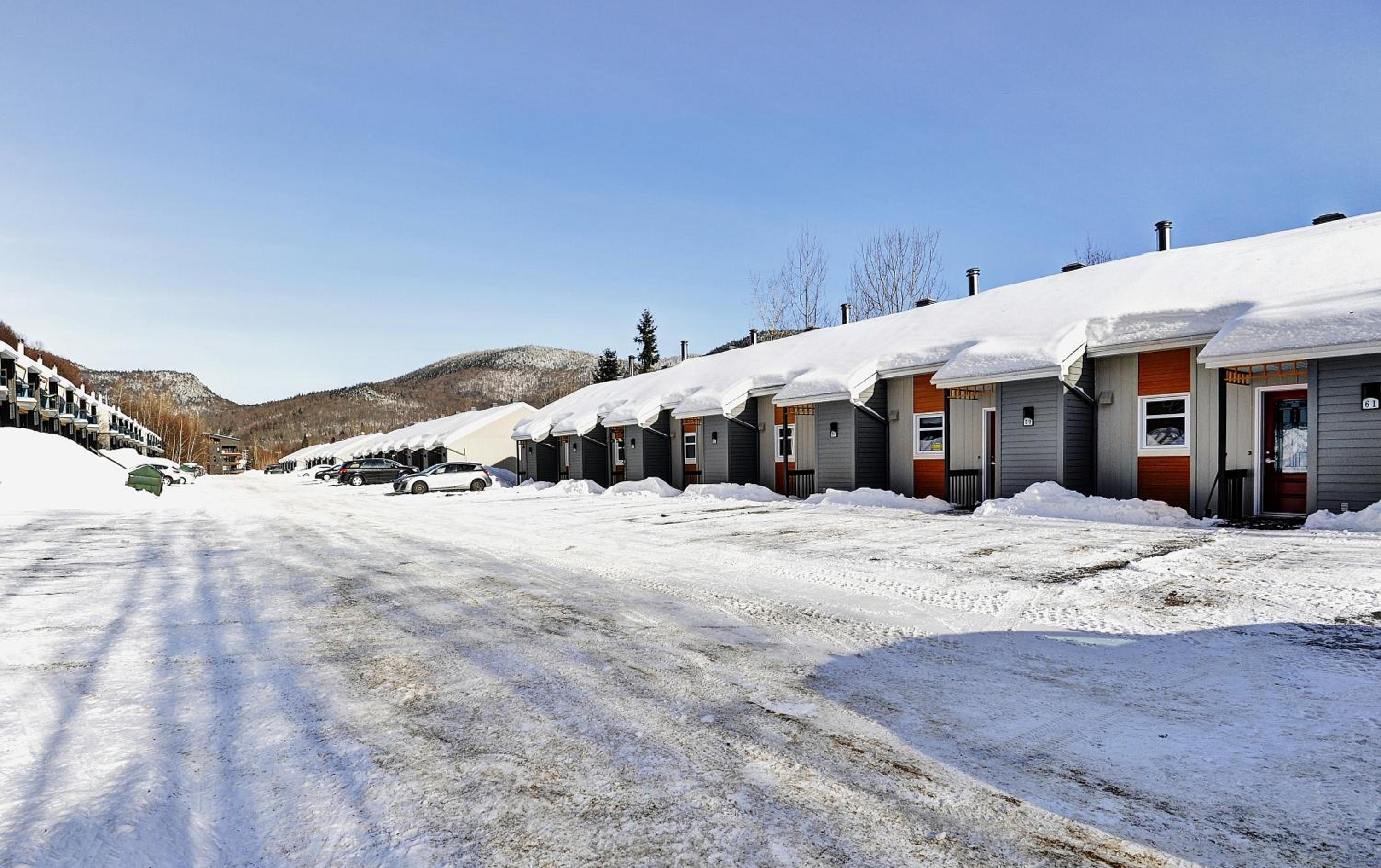 Condo 49 Chemin de la Corniche by Les Chalets Alpins