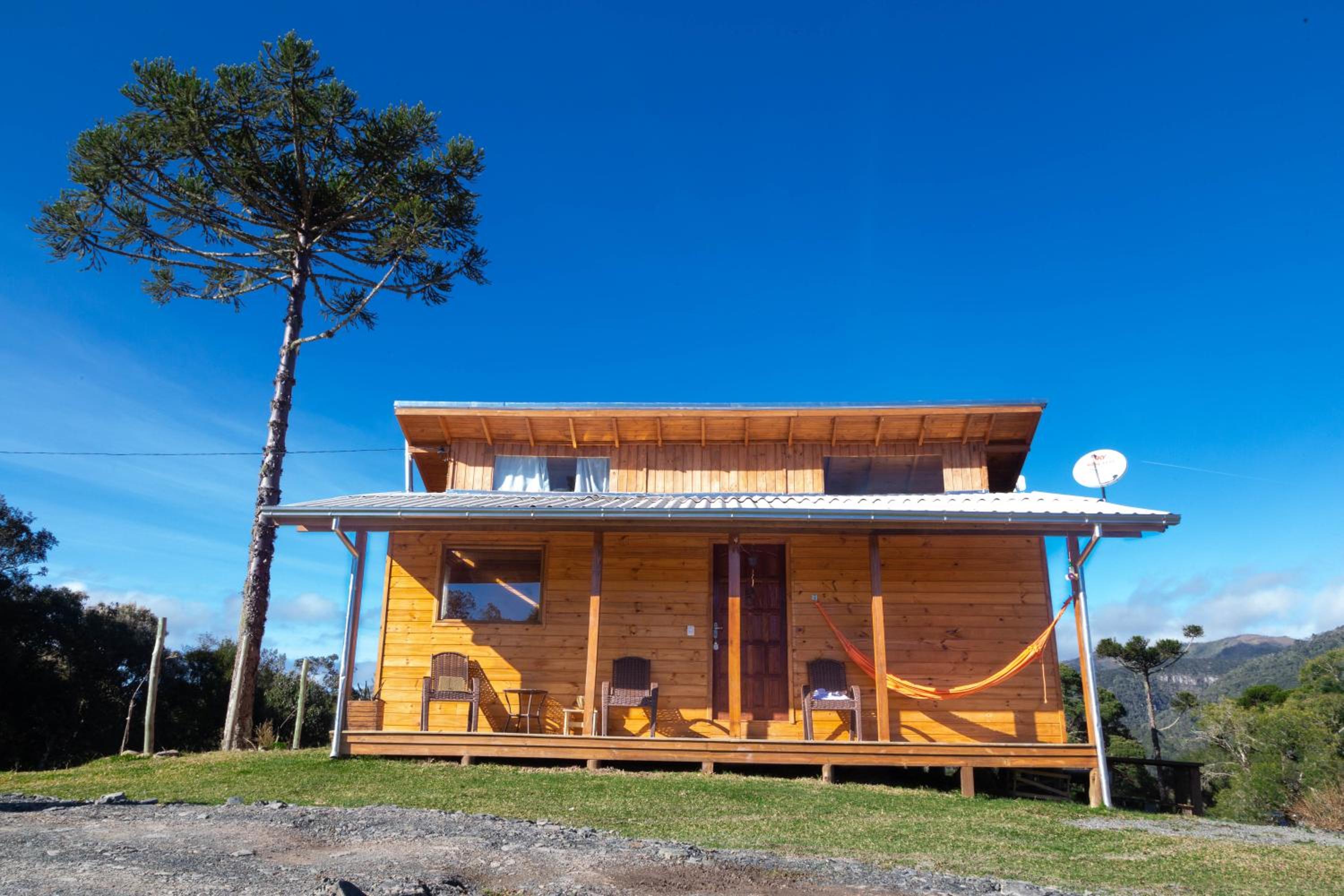 Hotel Pousada Recanto do Lobo Chalés em Urubici - Image 1