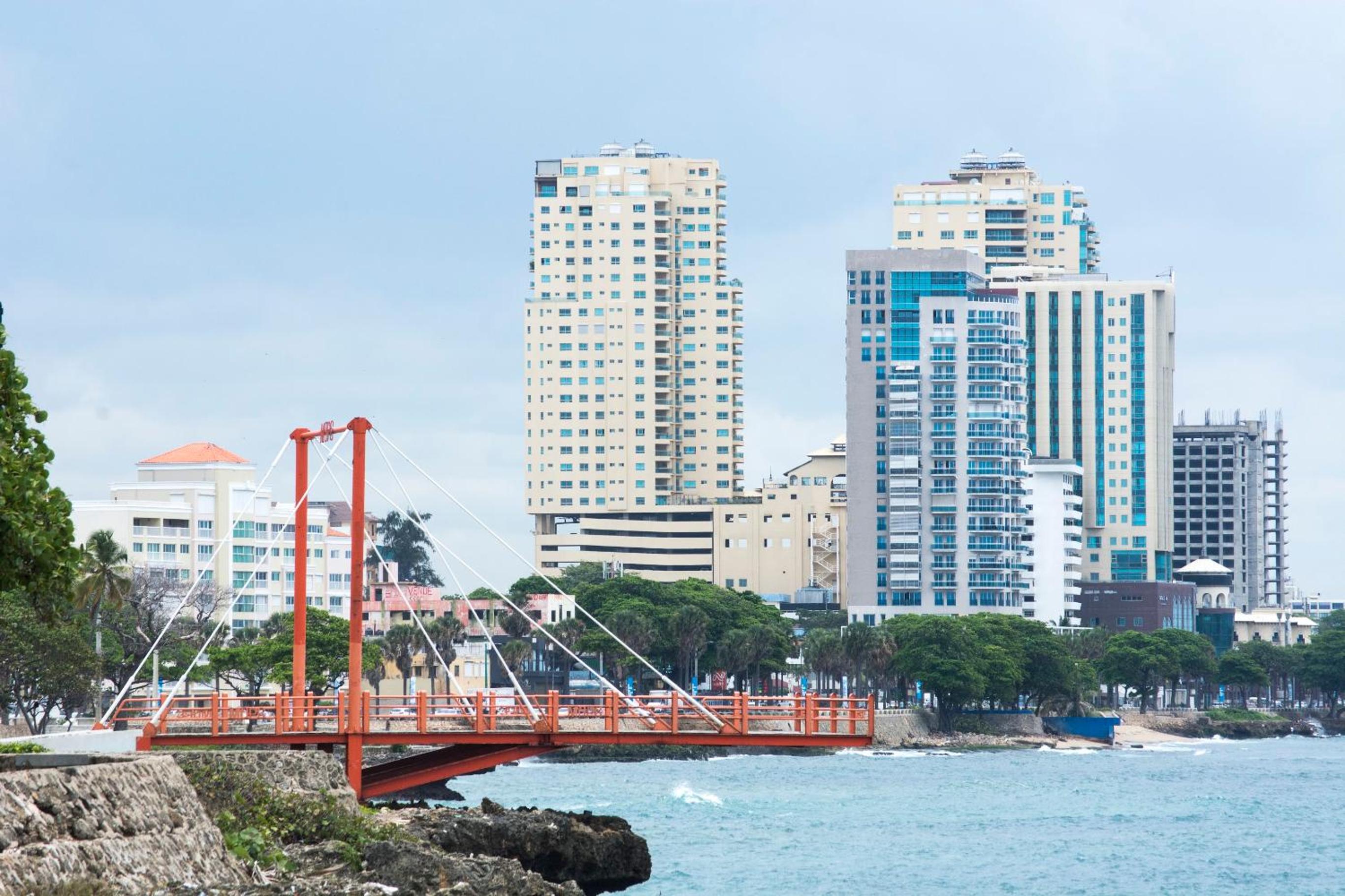 Malecon Rooms y Hotel
