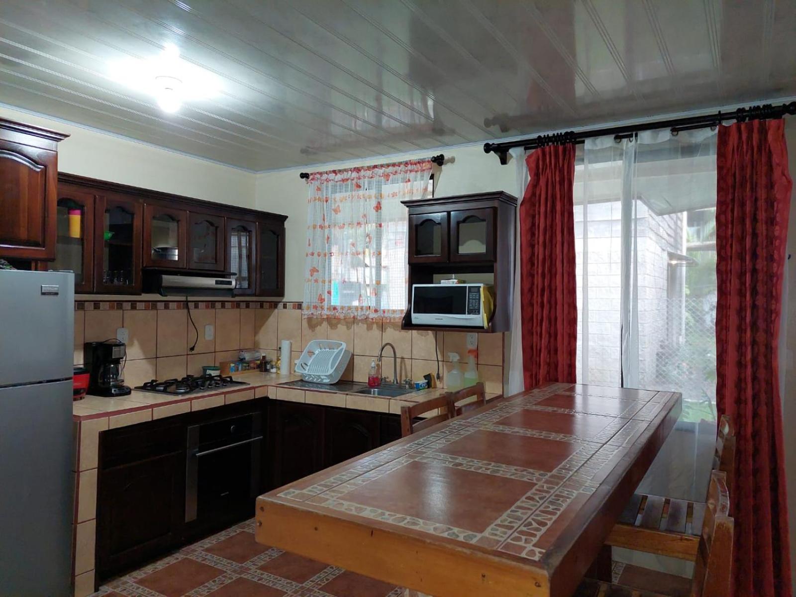 Hospedaje Casa THIREMA Tortuguero