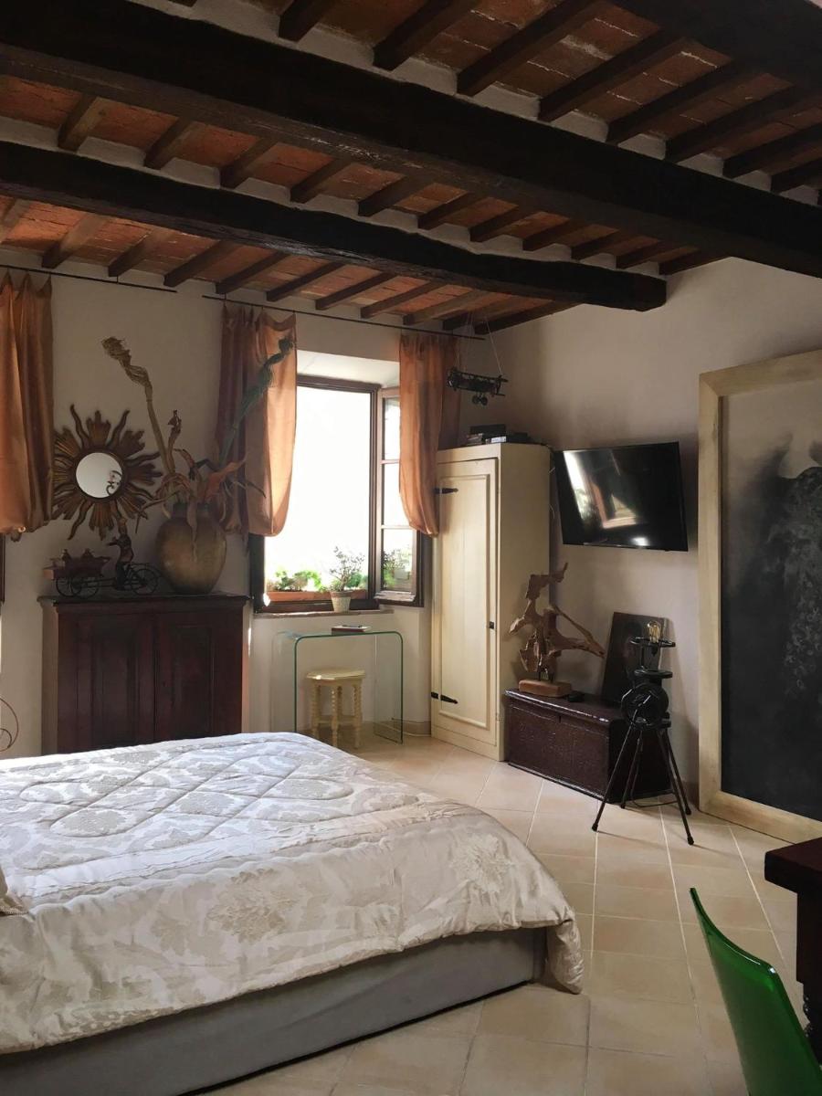 Pitigliano Old Town Kick BESTLOCATED photo 1