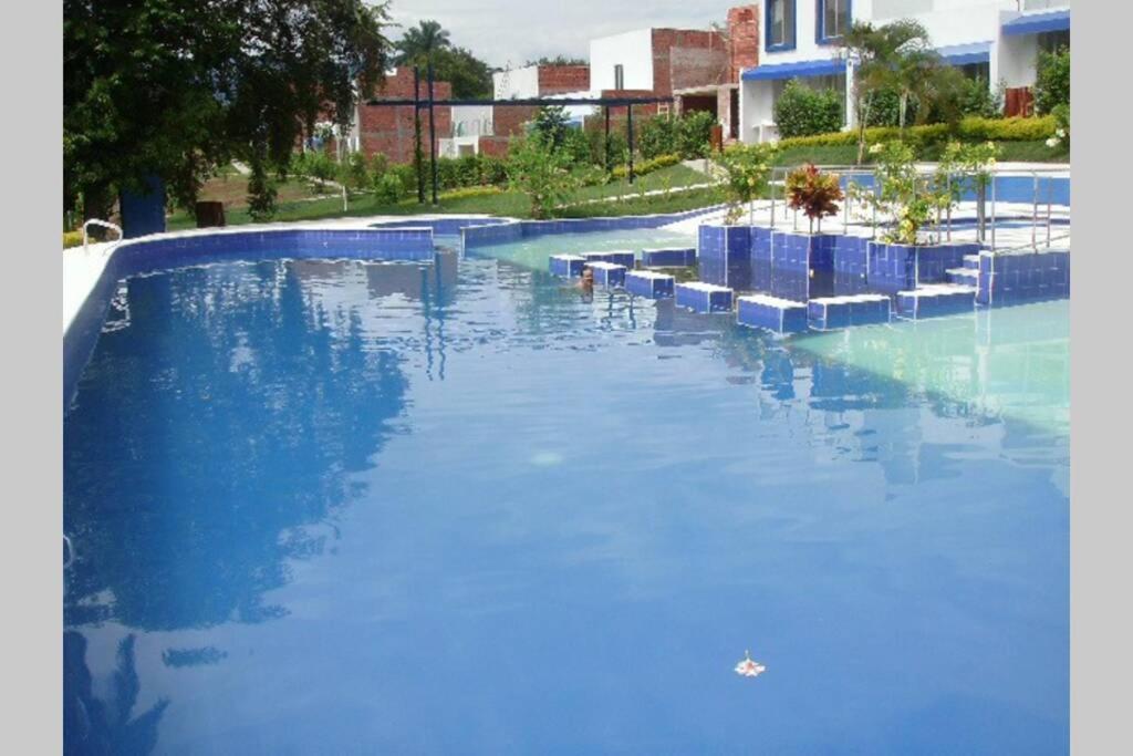 Casa de Verano Condominio Mediterráneo en Carmen de Apicalá
