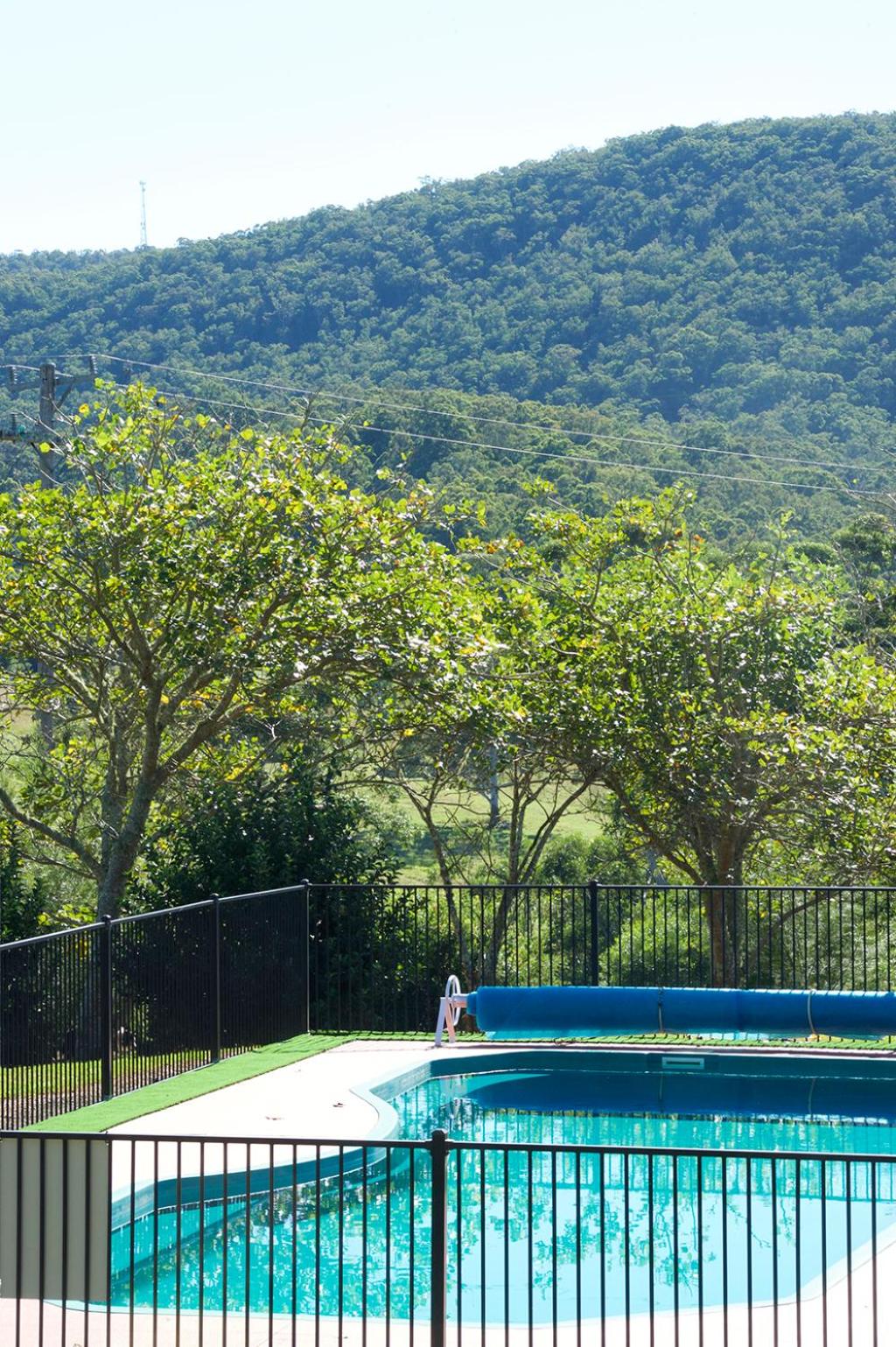 Clarendon Forest Retreat