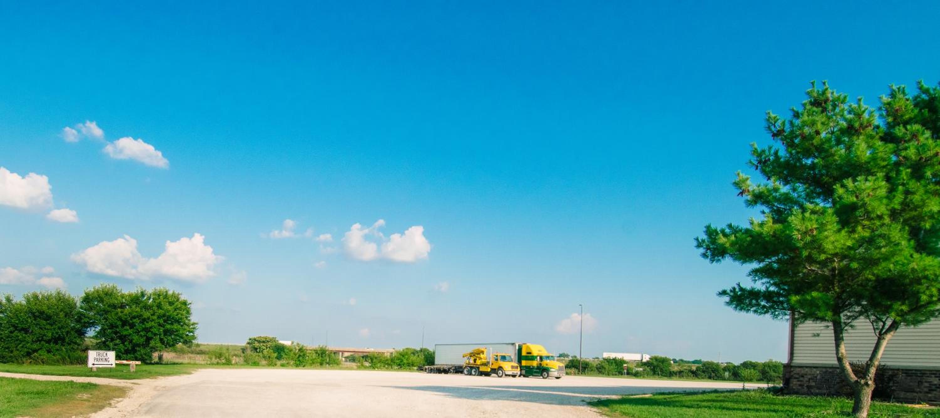 Super 8 by Wyndham McLean/Bloomington SW - Property Image 24