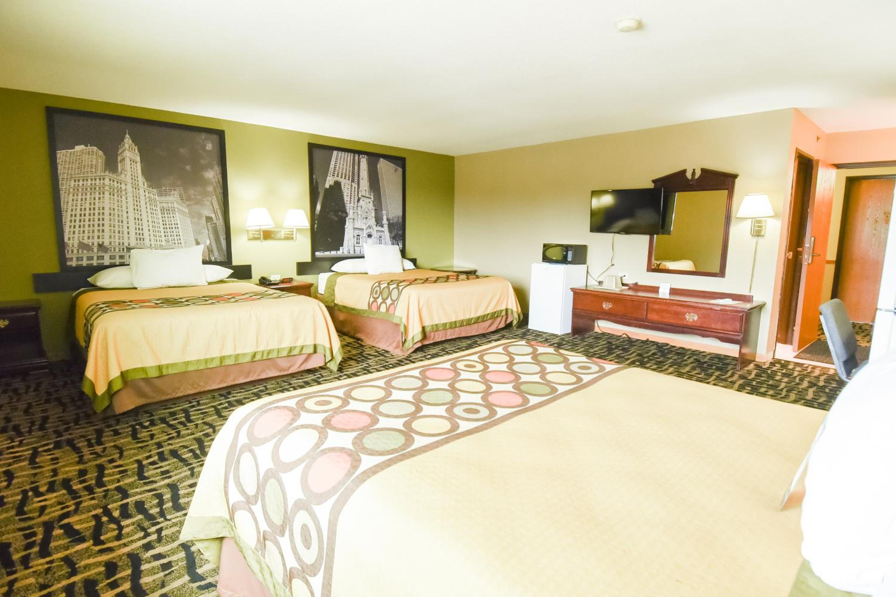 Super 8 by Wyndham McLean/Bloomington SW - Property Image 14