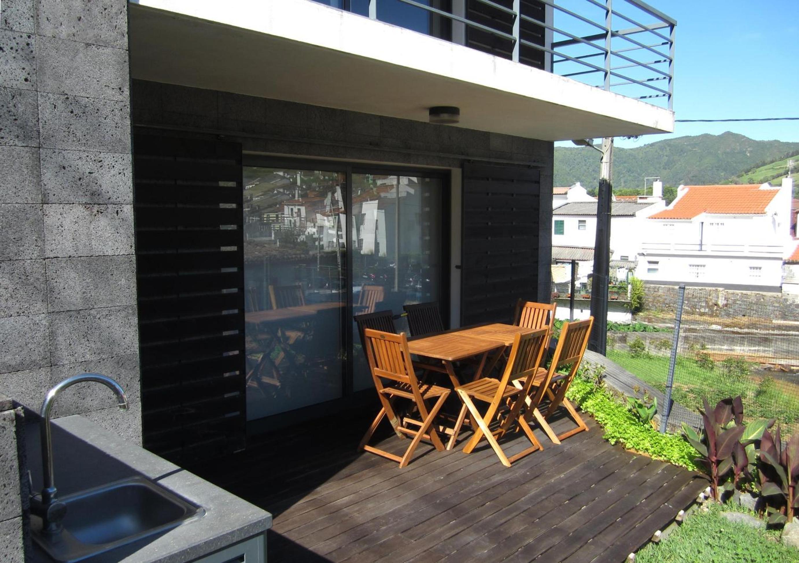 Casa Das Furnas view 4