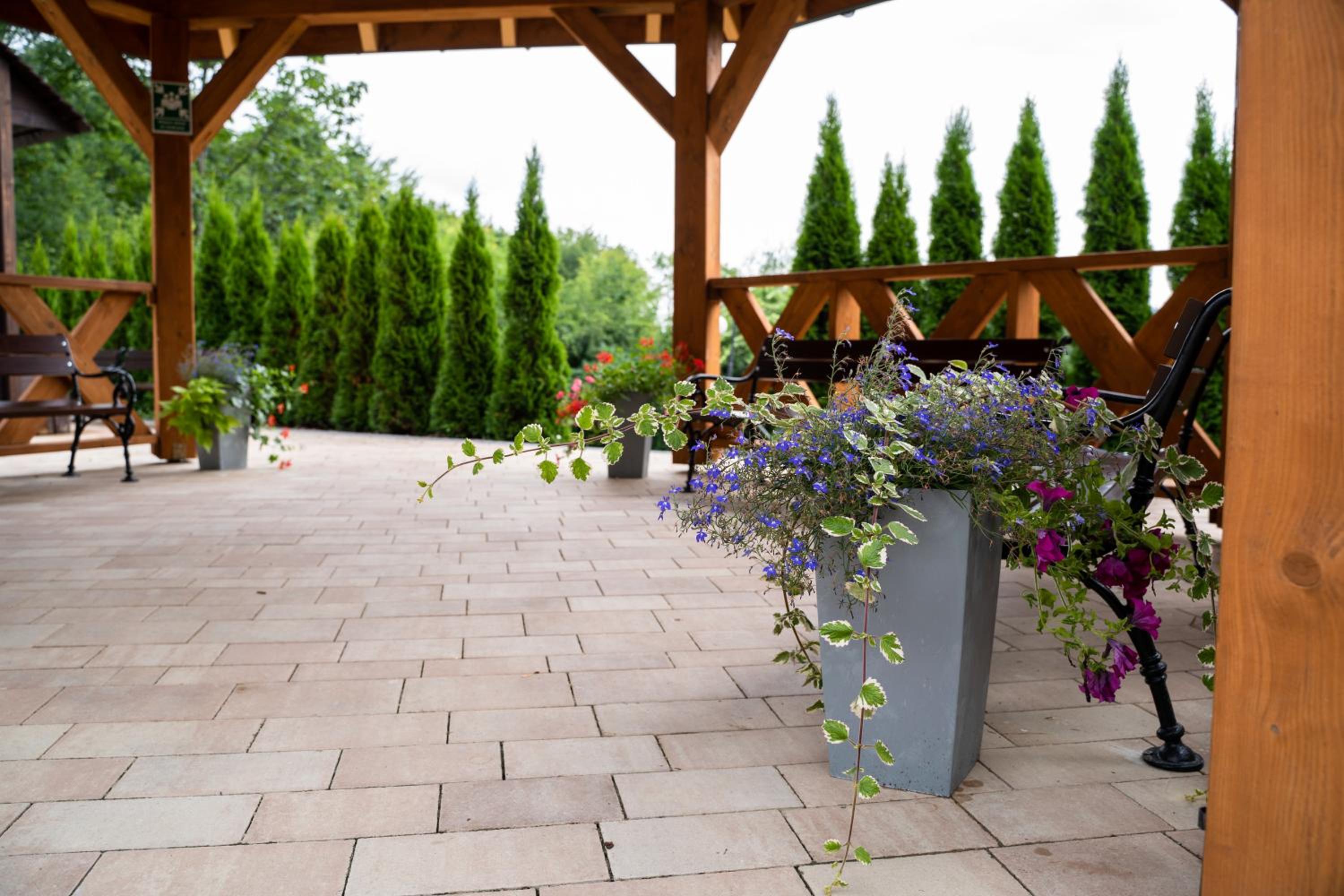 outdoor BBQ area