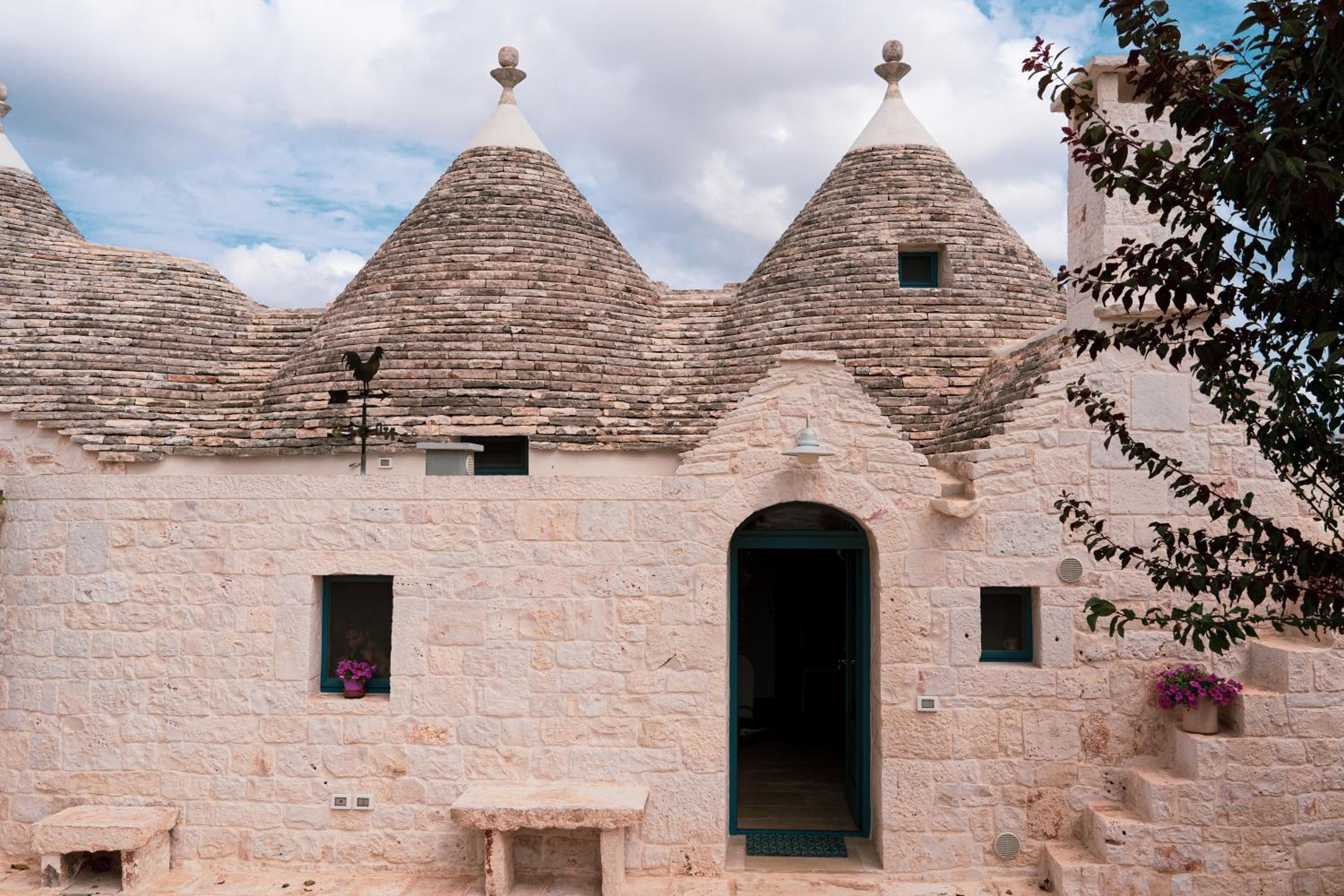 Trullo Il cantagallo view 4