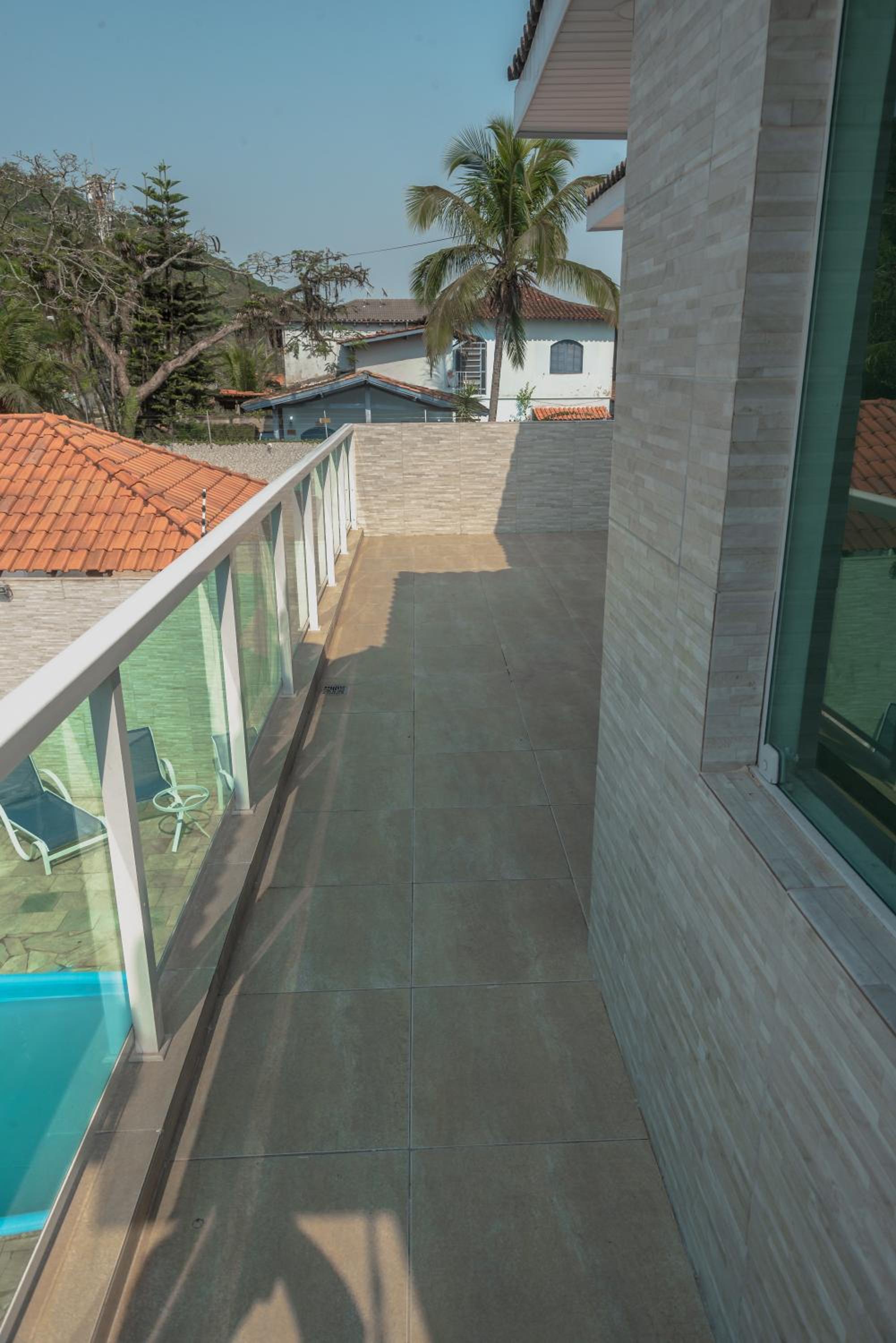 Casa Praia do Pernambuco Guarujá temporada guaruja