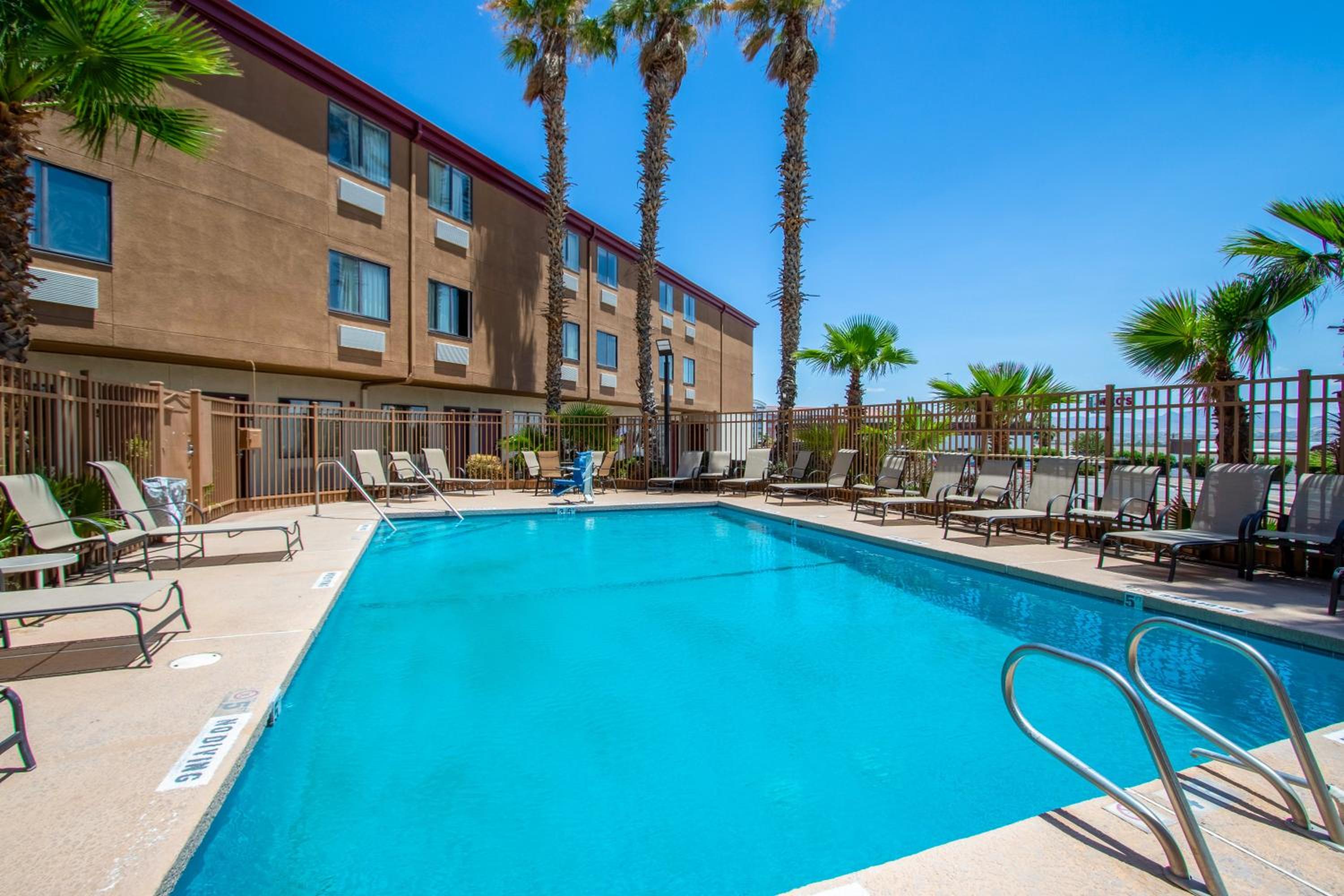 Red Roof Inn El Paso West - Image 5