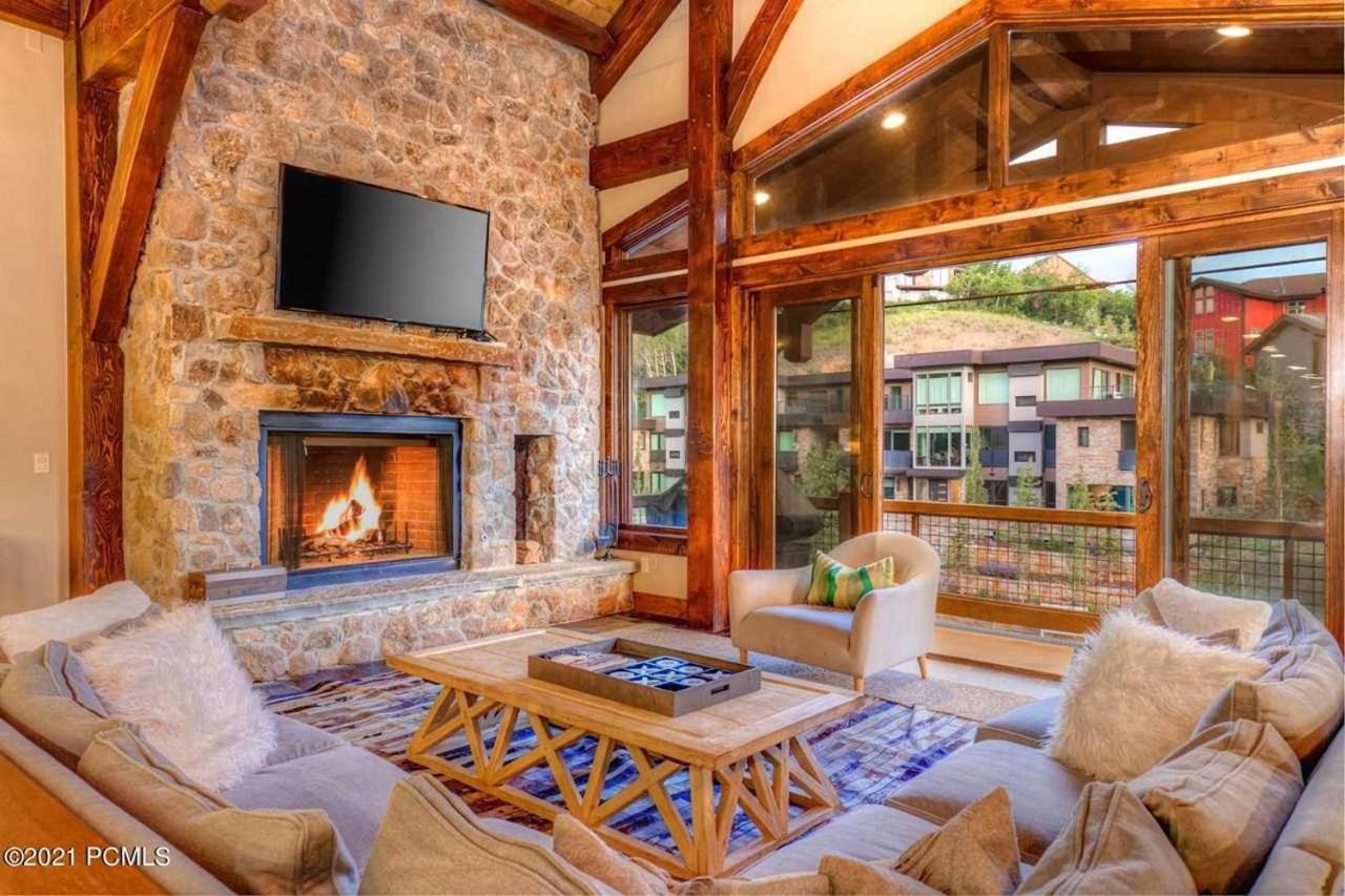 The Perch Park City - Magnificent 6 BR House With Views, Elevator, Game Room, Hot Tub view 2