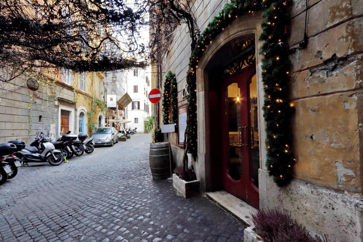 Flatinrome Boutique Navona