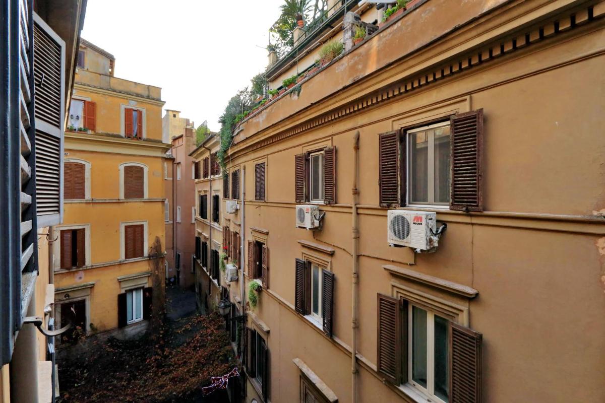 Flatinrome Boutique Navona