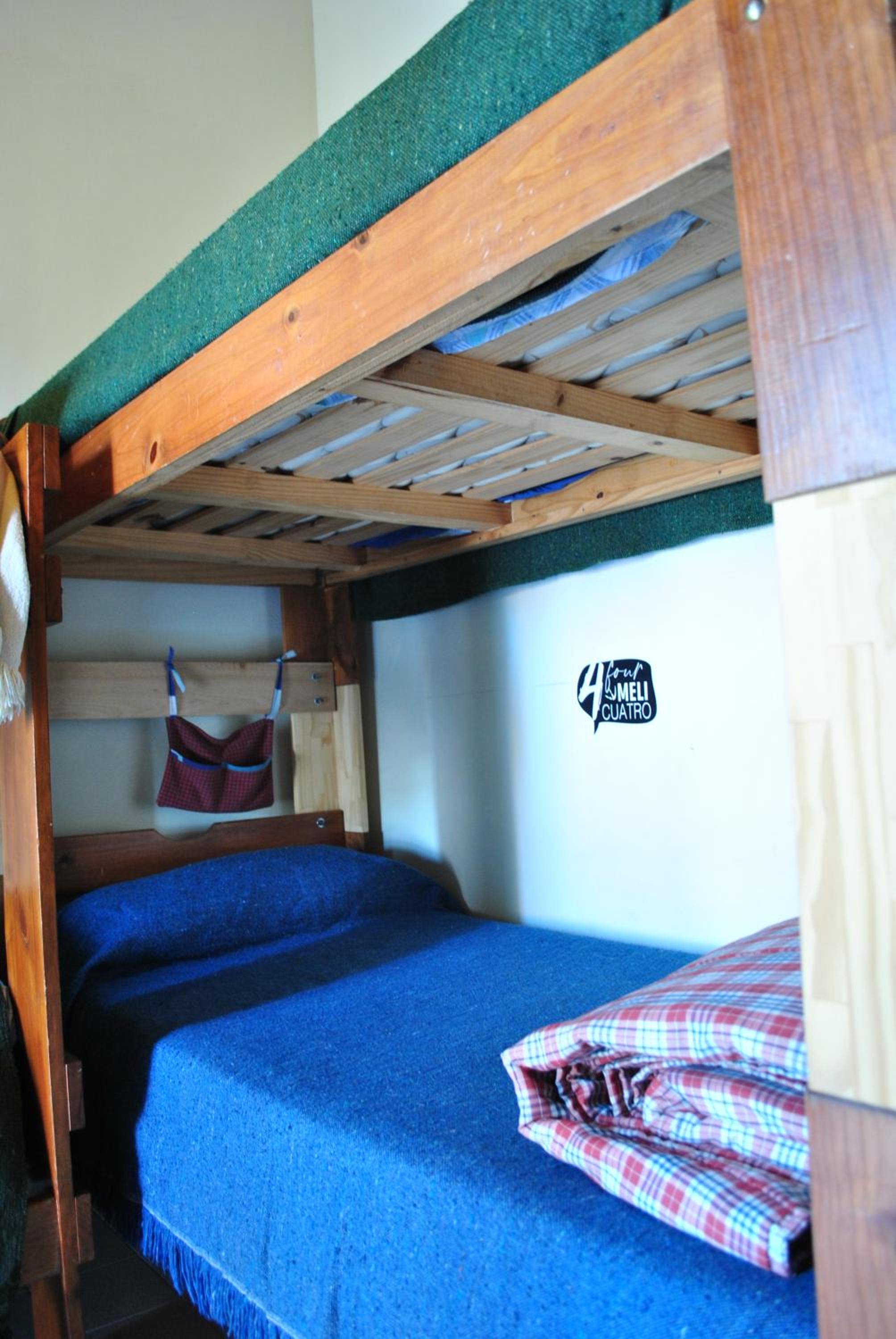 Ruca Kiñe Hostel