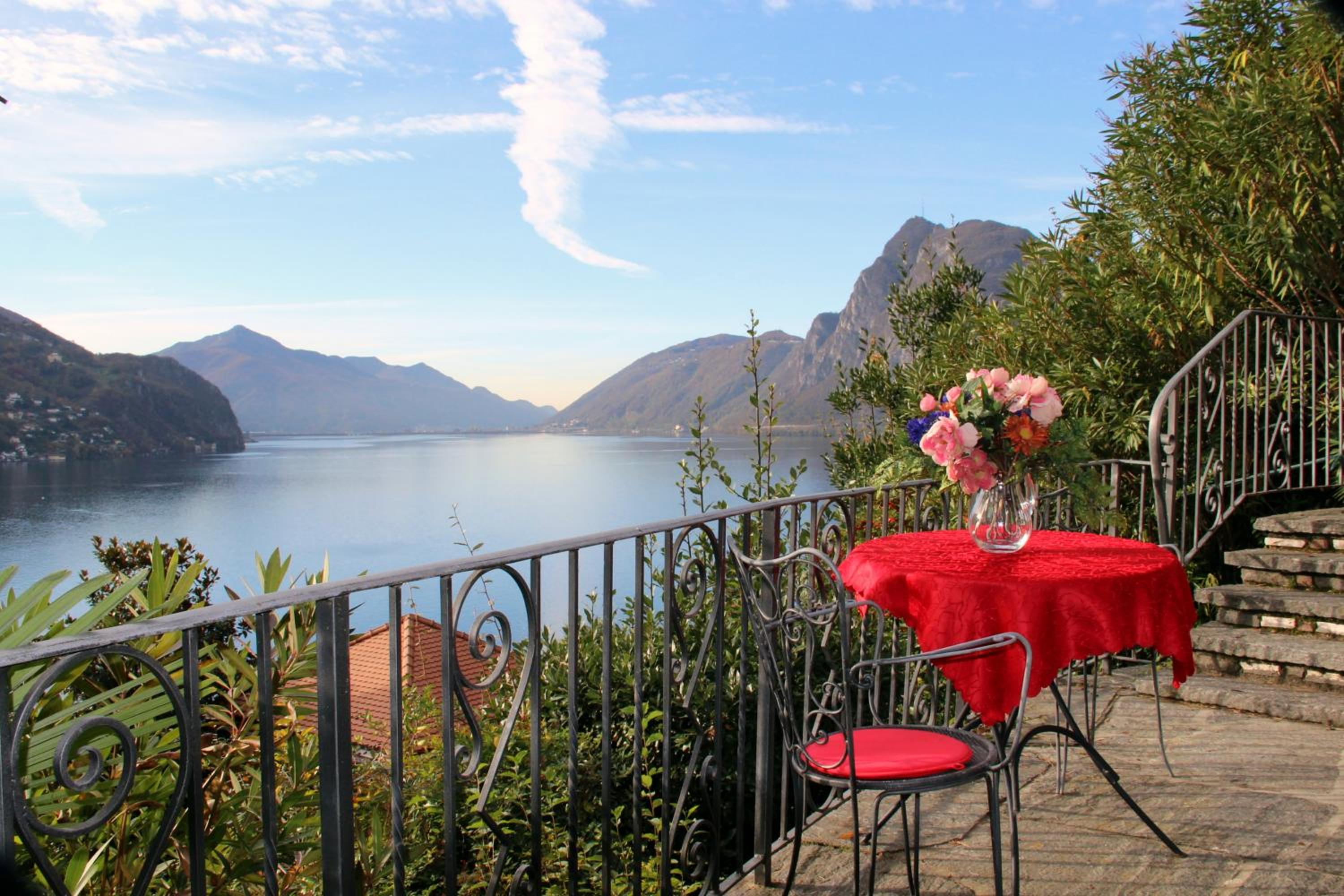 Barony romantic villa