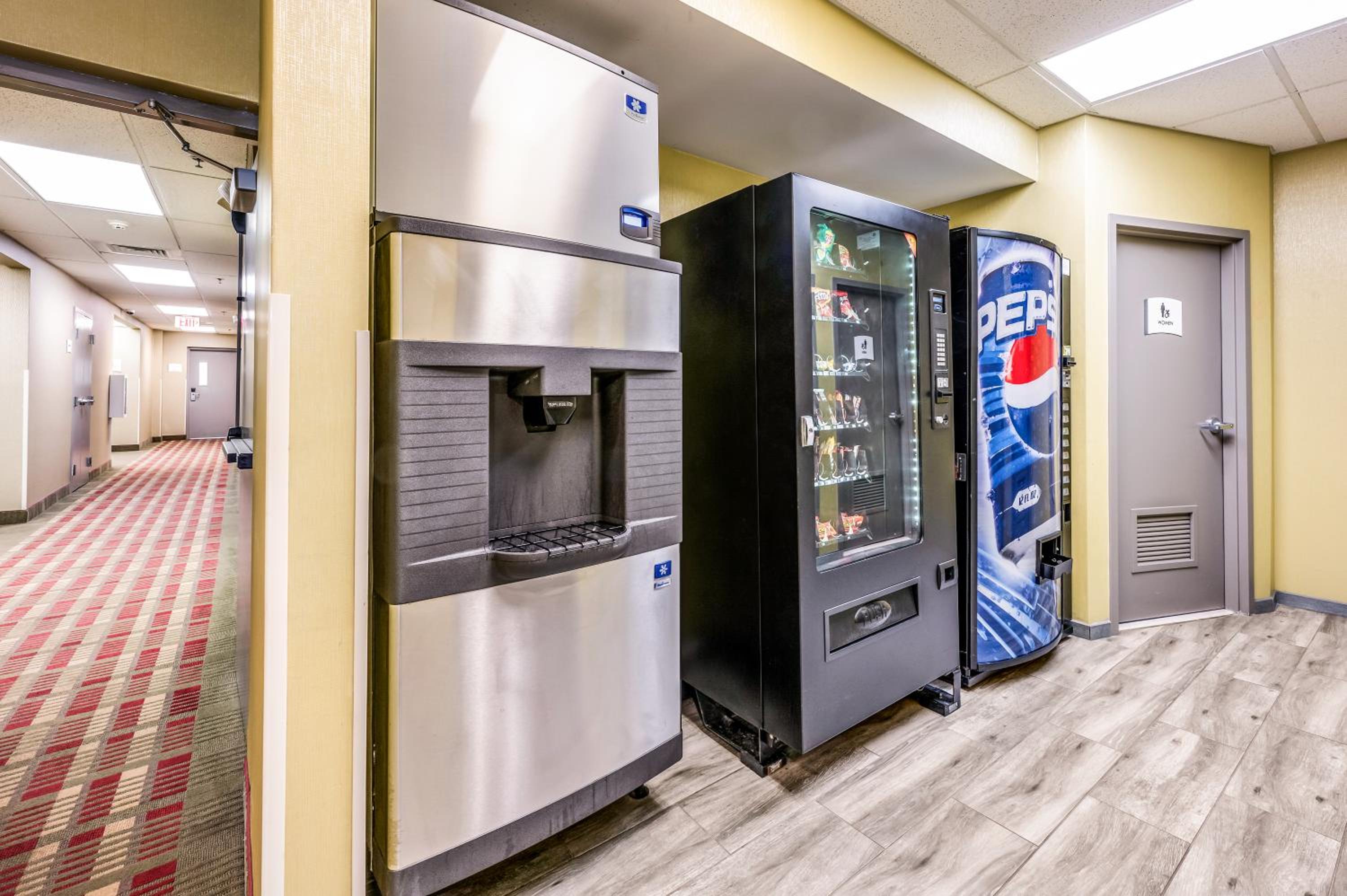 Poughkeepsie Vacations - Quality Inn Poughkeepsie - Property Image 27