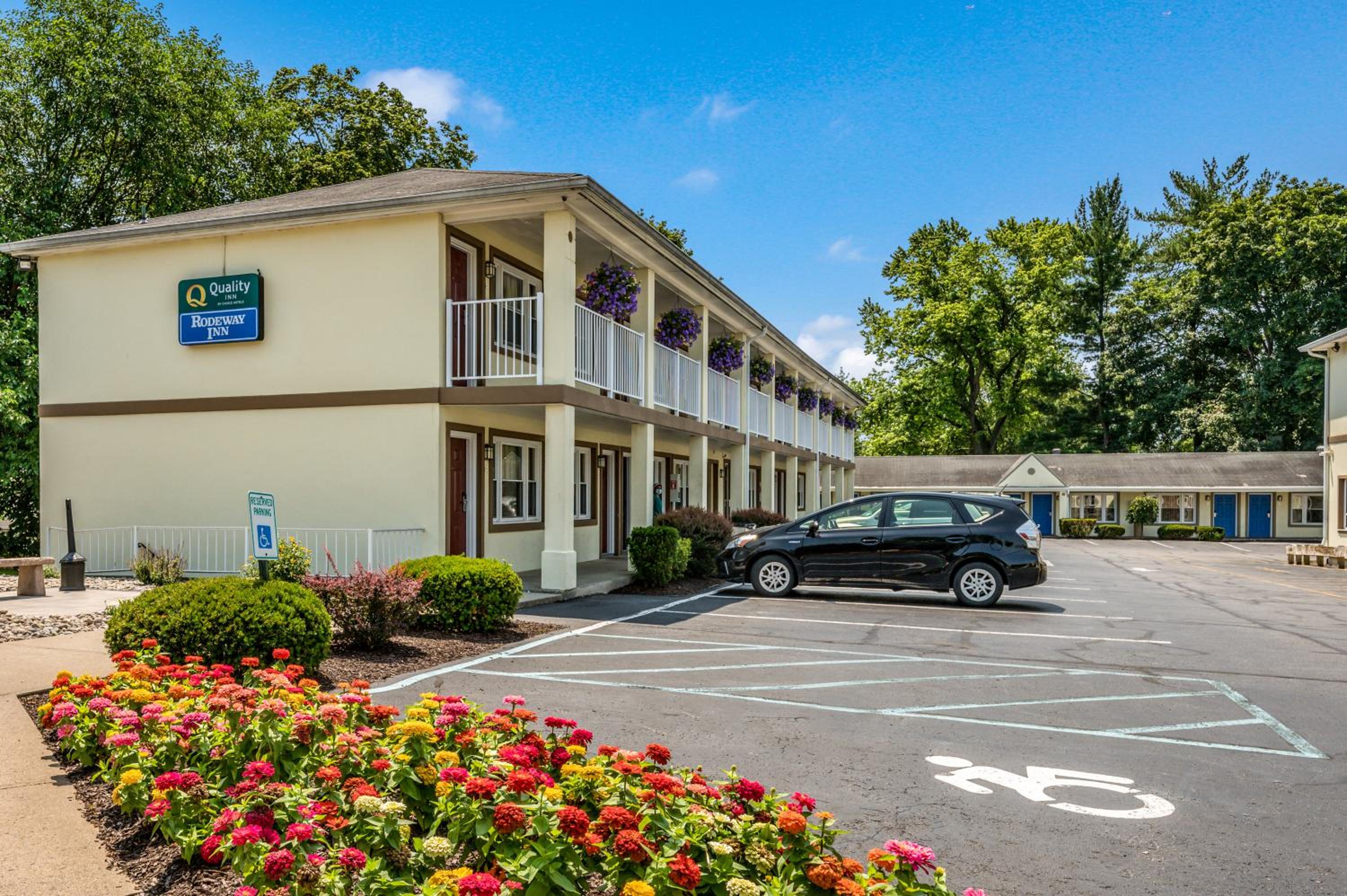 Poughkeepsie Vacations - Quality Inn Poughkeepsie - Property Image 6