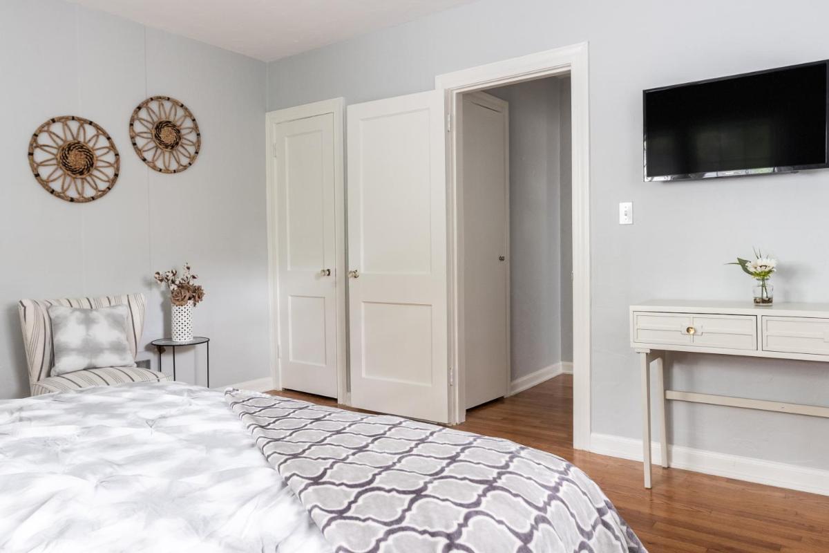 Cozy Apartments in the Triplex House, Historic District of Orlando