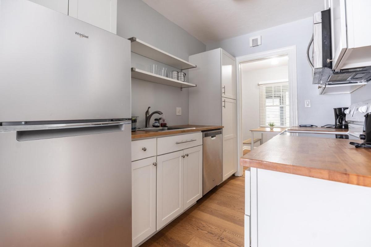 Cozy Apartments in the Triplex House, Historic District of Orlando
