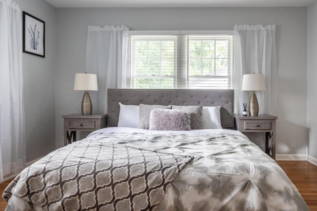 Cozy Apartments in the Triplex House, Historic District of Orlando