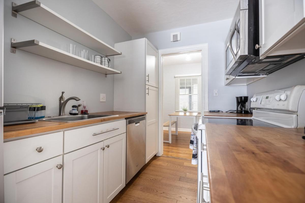 Cozy Apartments in the Triplex House, Historic District of Orlando