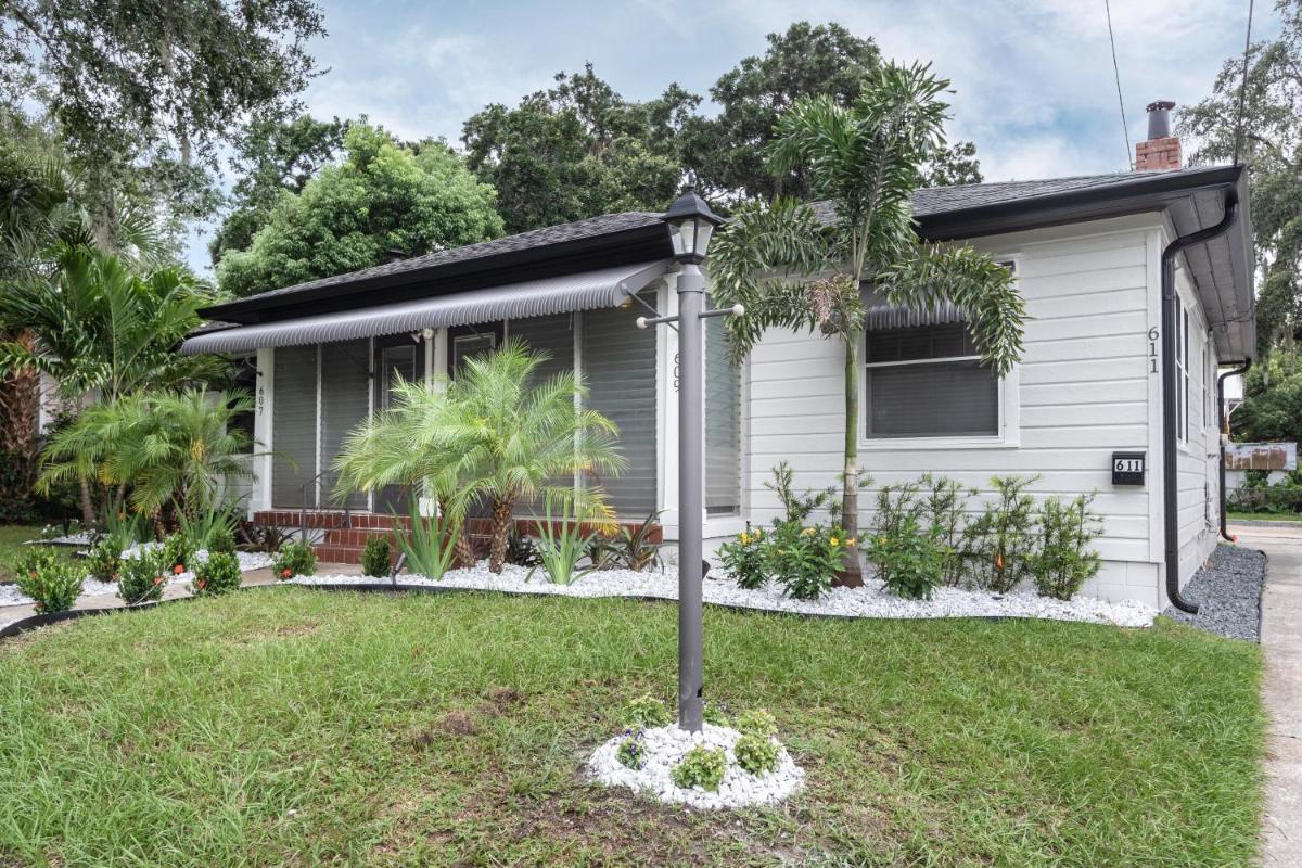 Cozy Apartments in the Triplex House, Historic District of Orlando