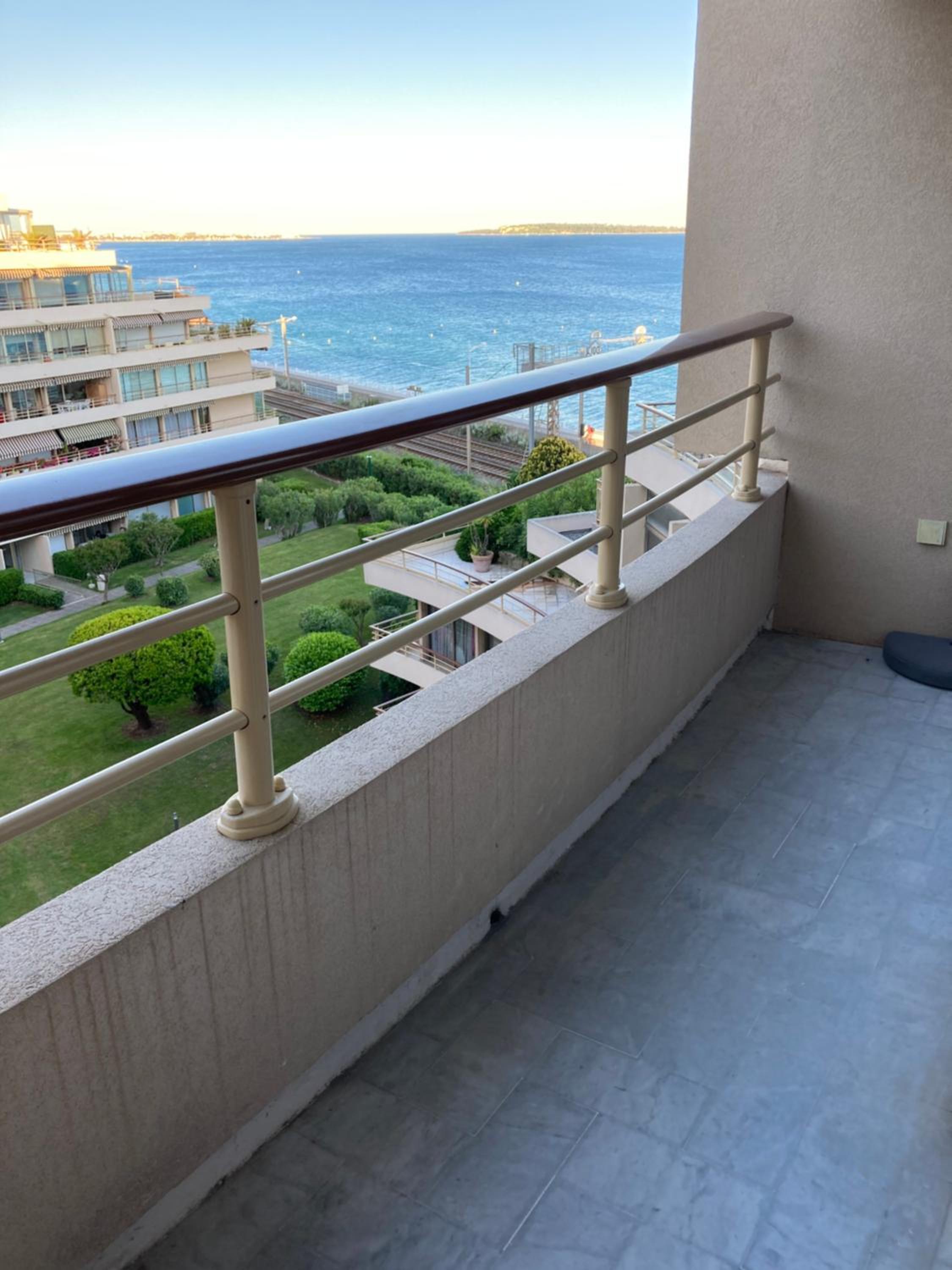 Beau studio vue Mer Cannes photo 5