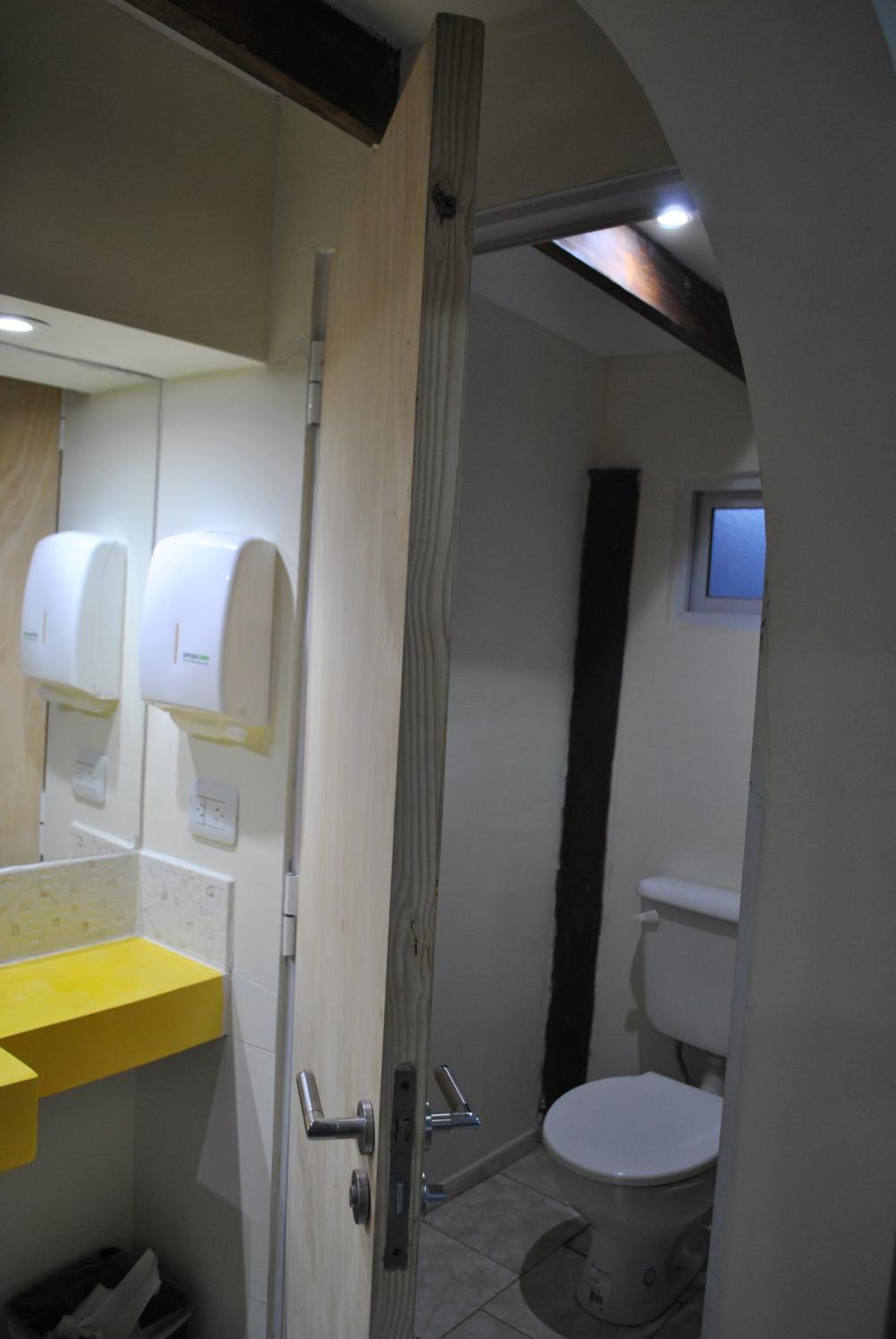 Ruca Kiñe Hostel