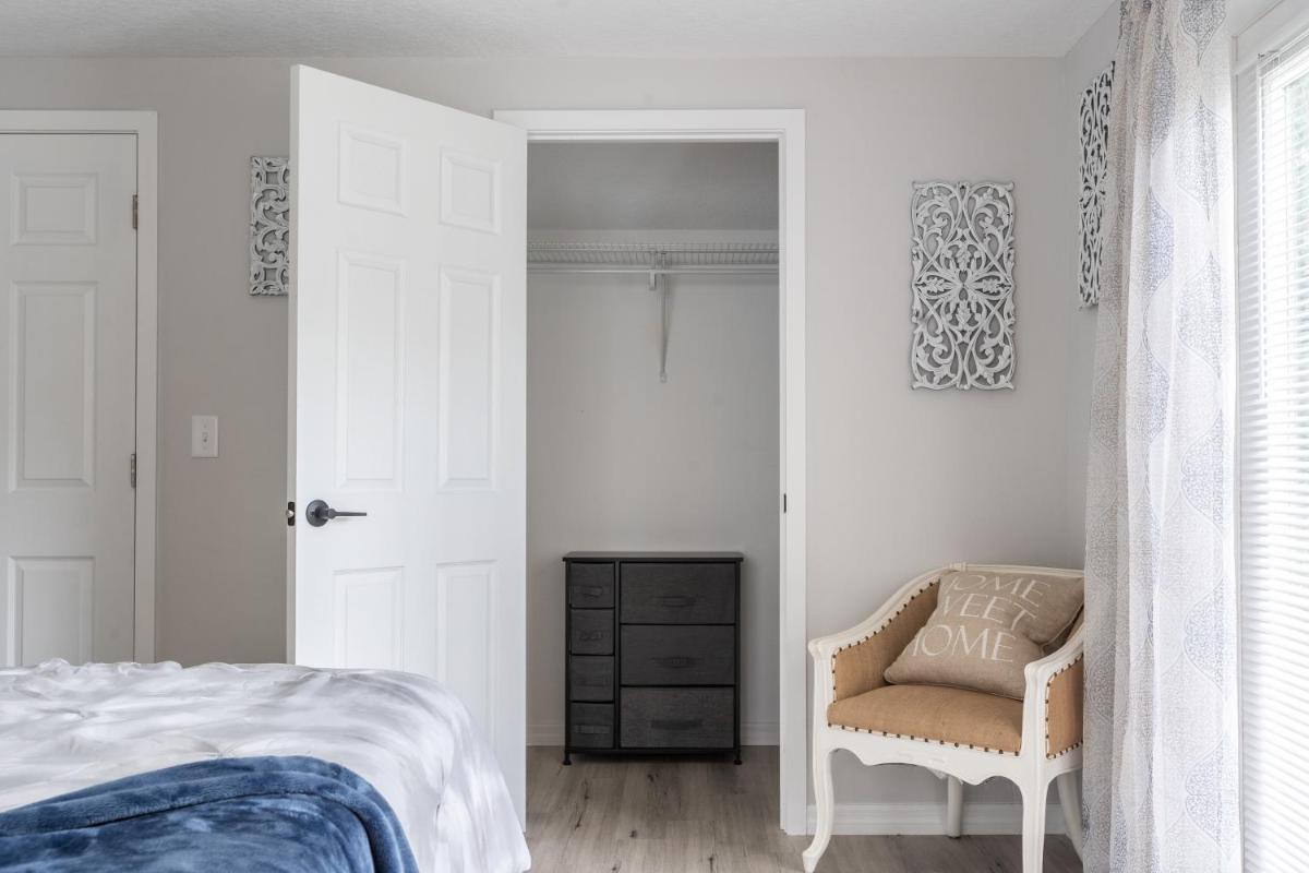 Cozy Apartments in the Triplex House, Historic District of Orlando
