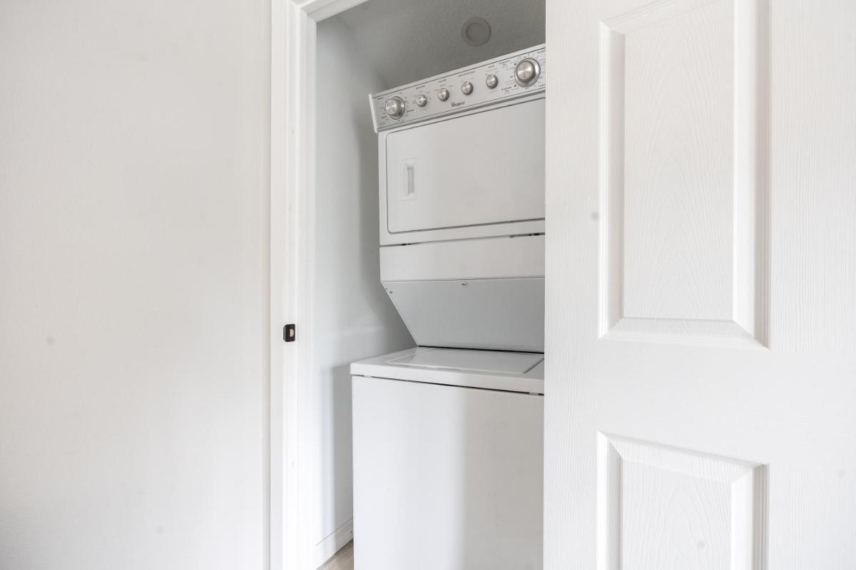 Cozy Apartments in the Triplex House, Historic District of Orlando