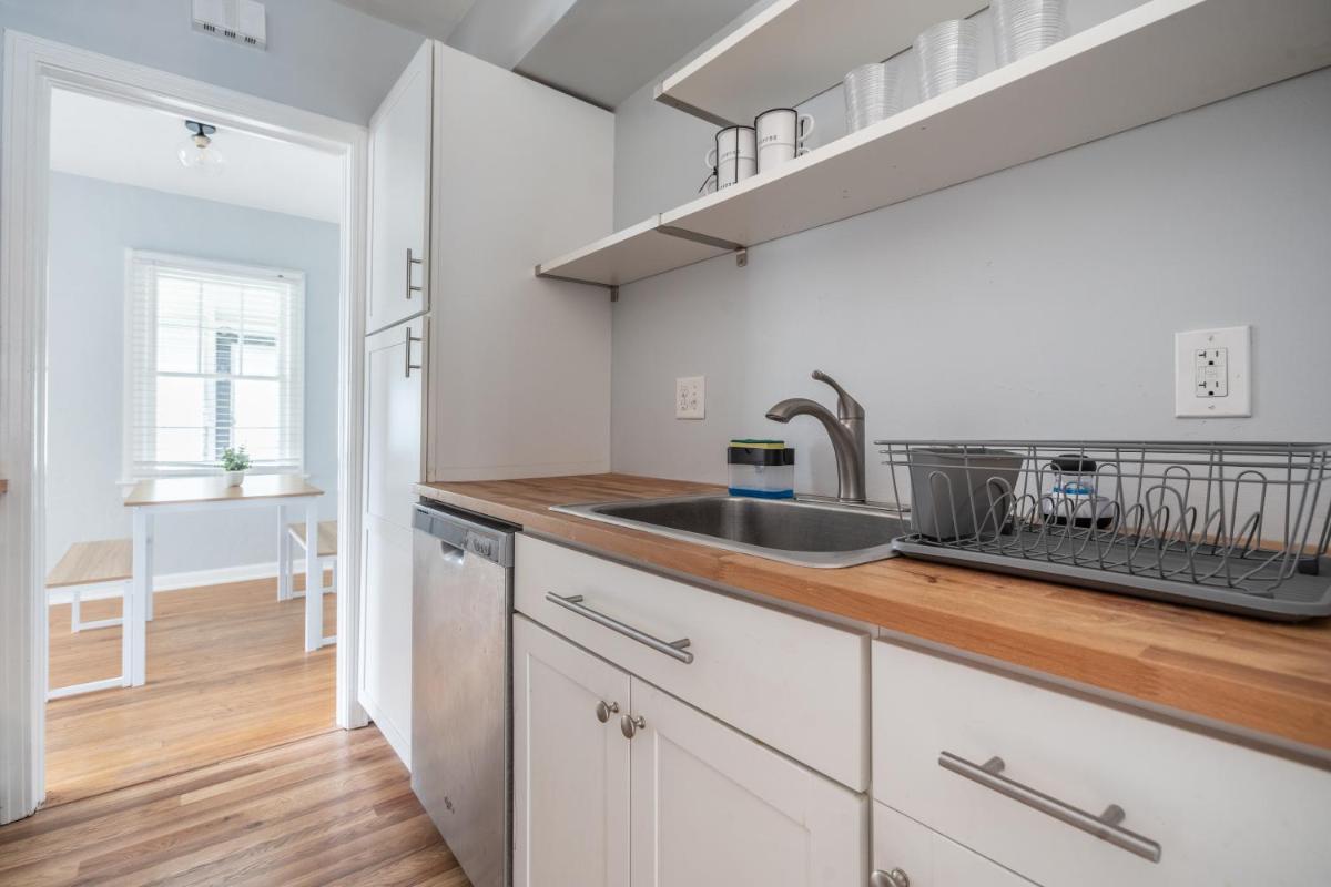 Cozy Apartments in the Triplex House, Historic District of Orlando