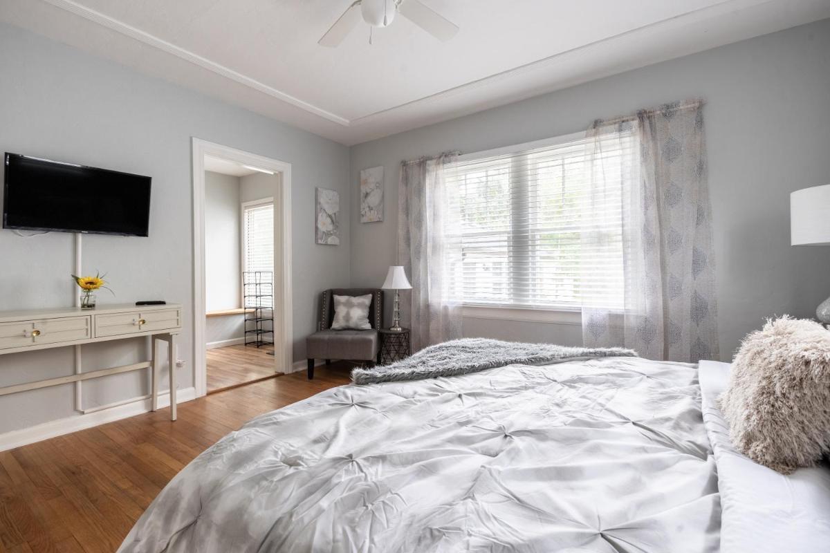 Cozy Apartments in the Triplex House, Historic District of Orlando