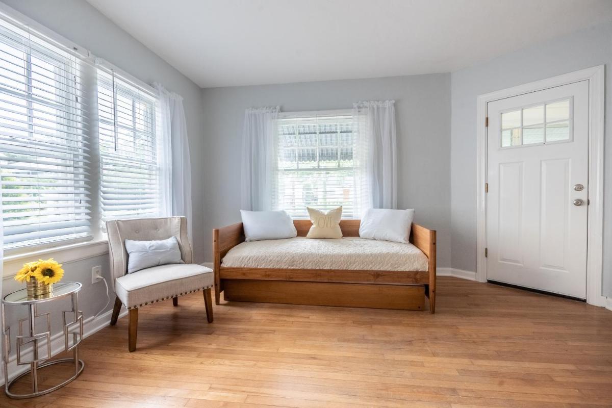 Cozy Apartments in the Triplex House, Historic District of Orlando
