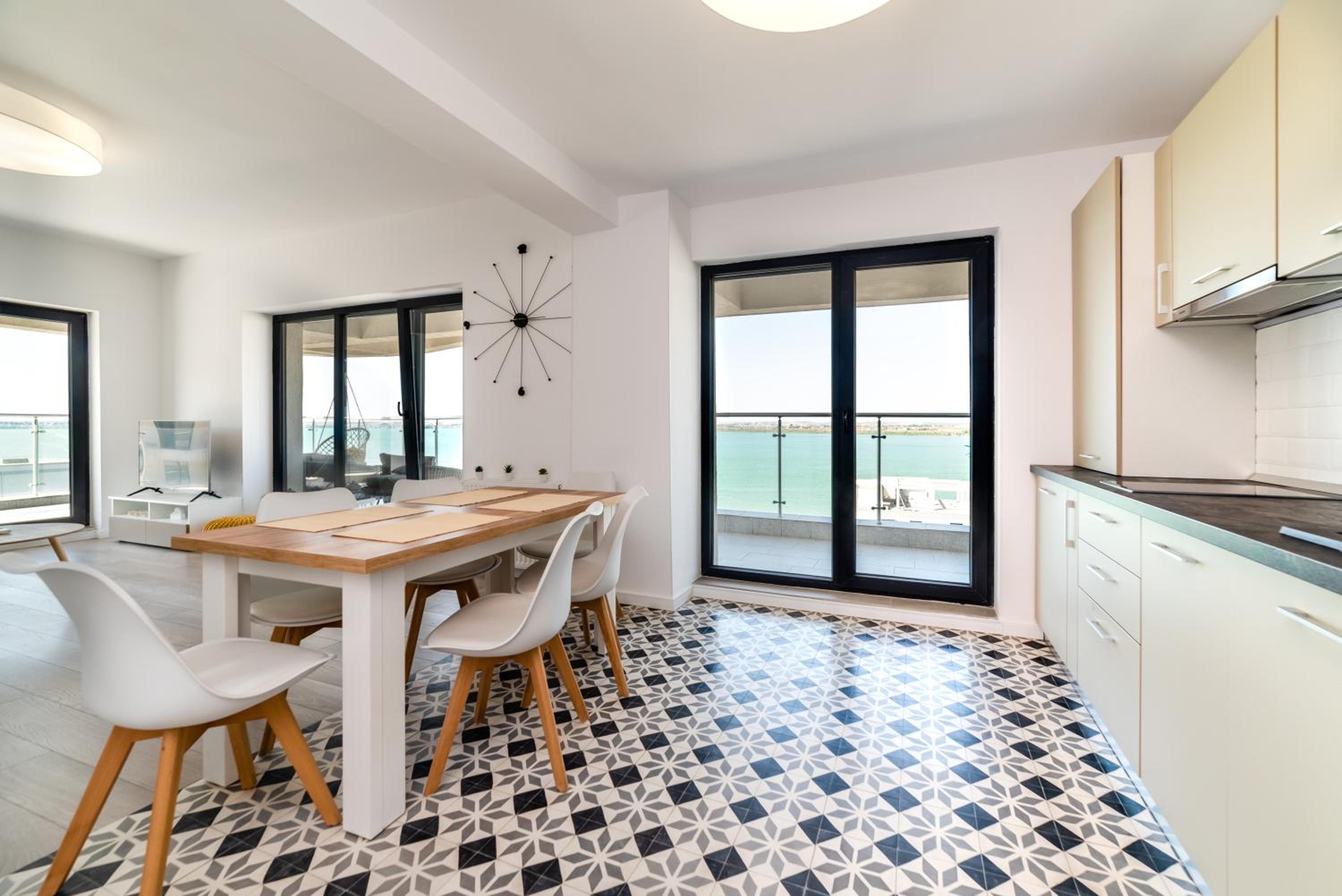 Seaside by Casa del Mar view 4