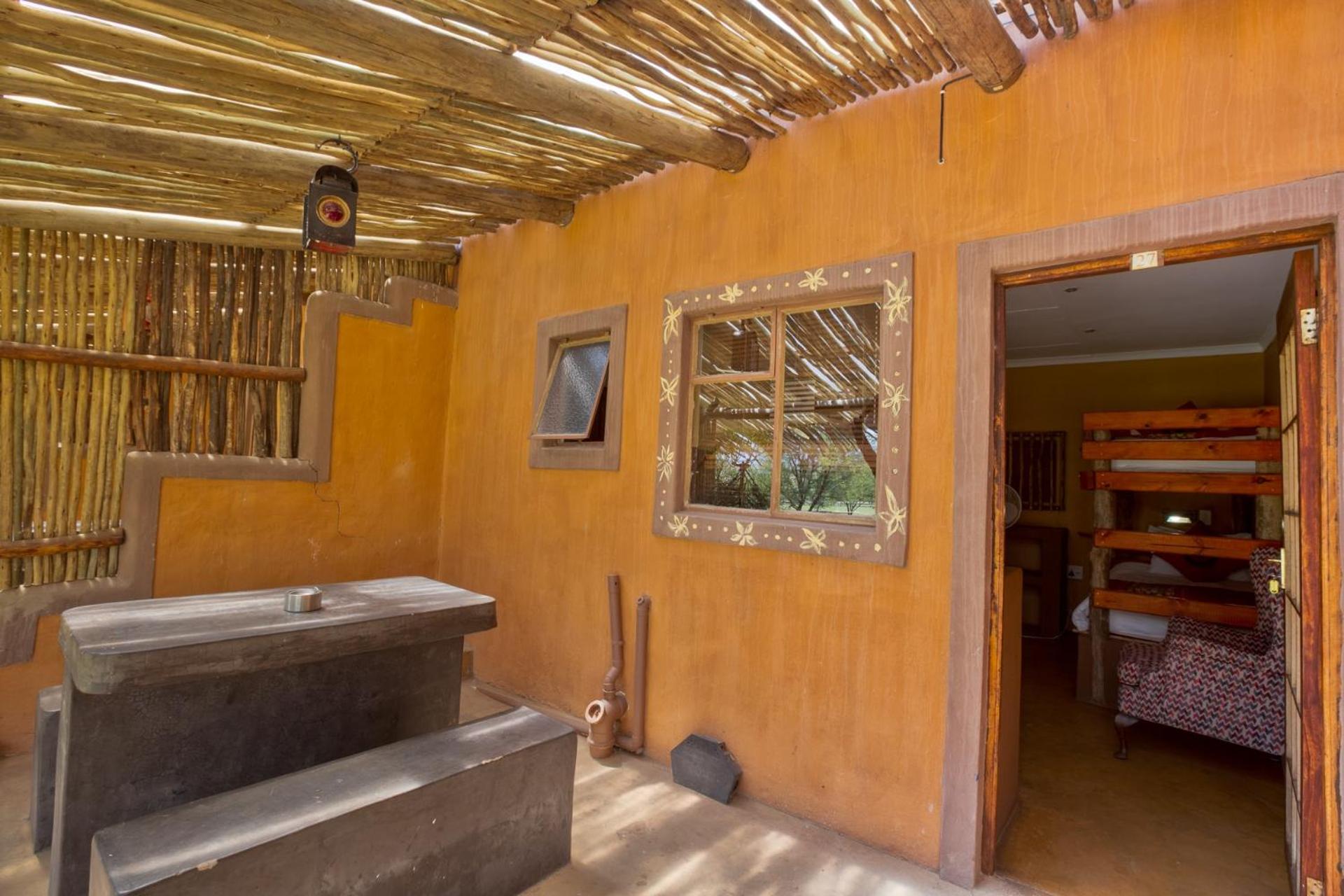Amphitheatre Backpackers Lodge view 5