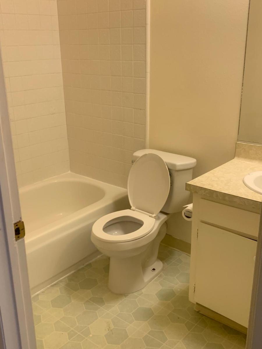 Affordable Hotel Style Unit (C16) - Image 1